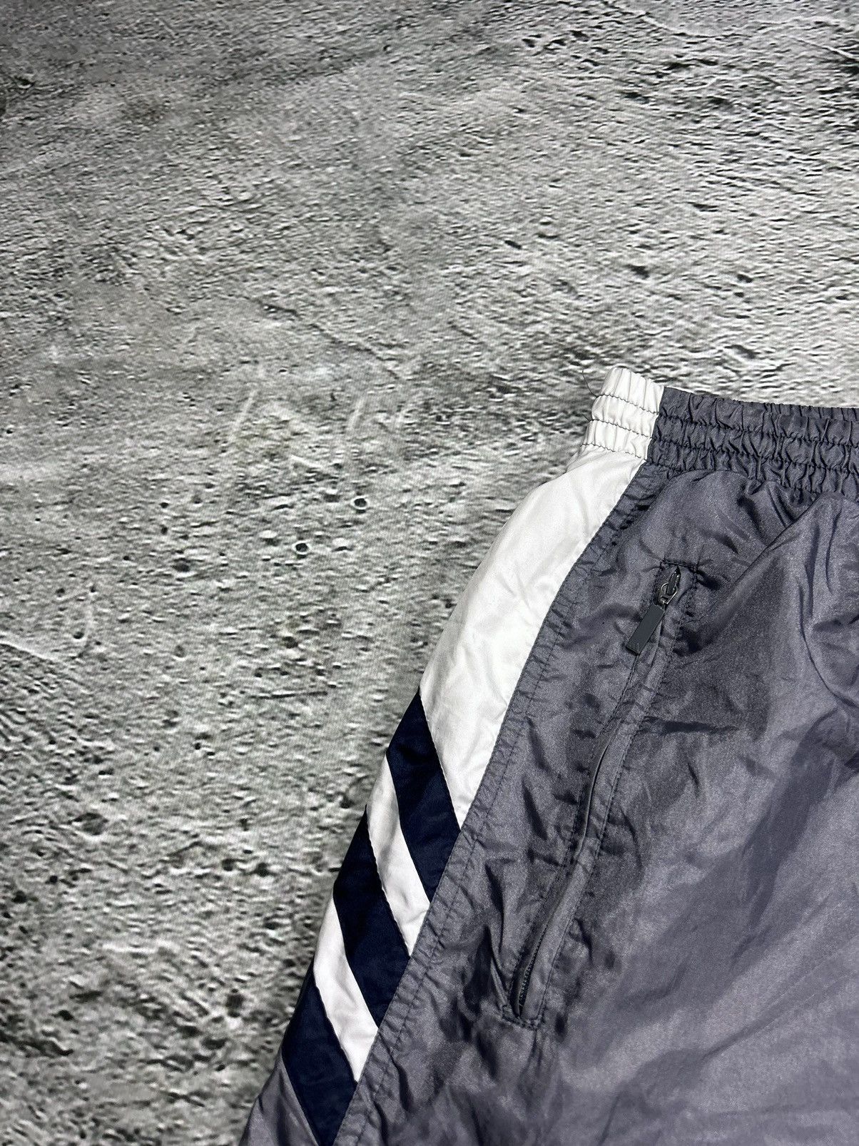 Adidas × Vintage Adidas track suit grey white pants windbreaker vintage Size US XL / EU 56 / 4 - 15 Thumbnail