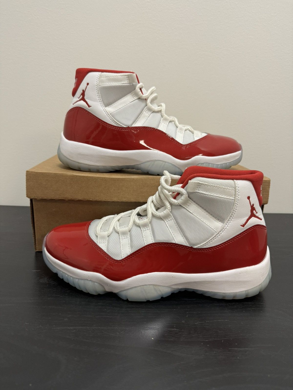Jordan Brand Jordan 11 cherry Size US 9.5 / EU 42-43 - 1 Thumbnail