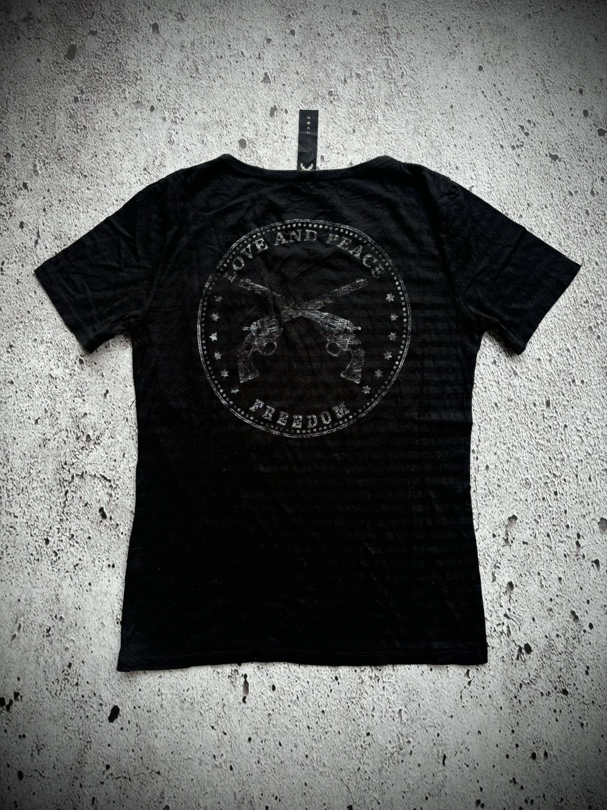 Roar Roar Love and Peace Predom Pocket tee Size US M / EU 48-50 / 2 - 1 Thumbnail