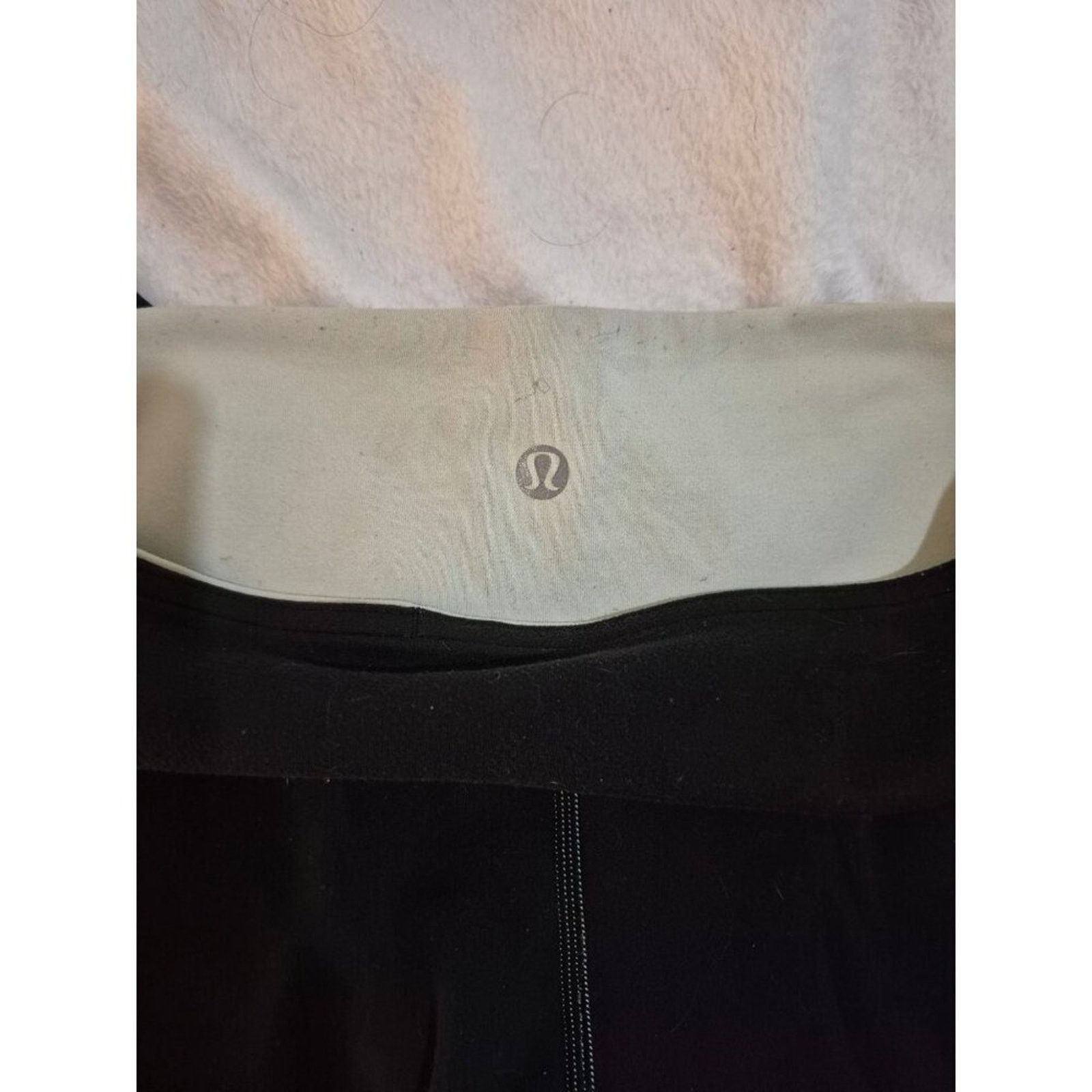 Lululemon Lululemon Wunder Under Reversible Leggings Black Mint Size 8 Size 30" / US 8 / IT 44 - 7 Thumbnail
