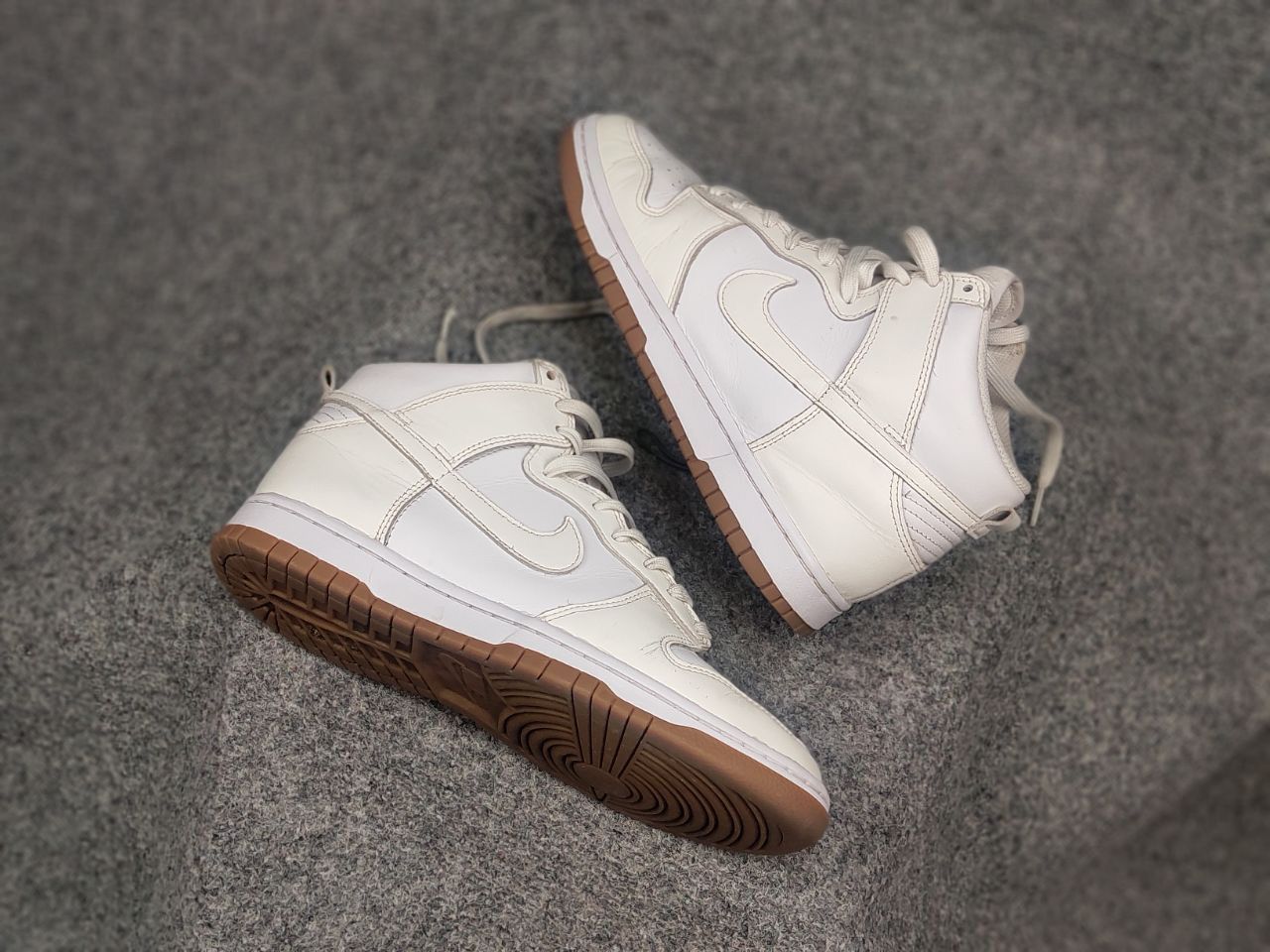 Nike Nike Dunk High Sail Gum Leather White Sneakers Vintage Style Size US 7.5 / EU 40-41 - 3 Thumbnail