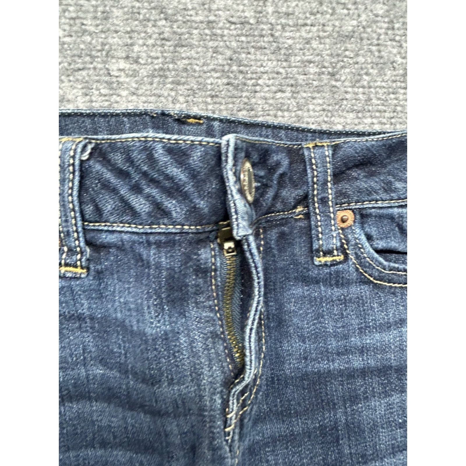 American Eagle Outfitters American Eagle Shorts Womens 2 Denim Distressed Stretch Cuffed Casual Summer Womens Size 26" / US 2 / IT 38 - 3 Thumbnail