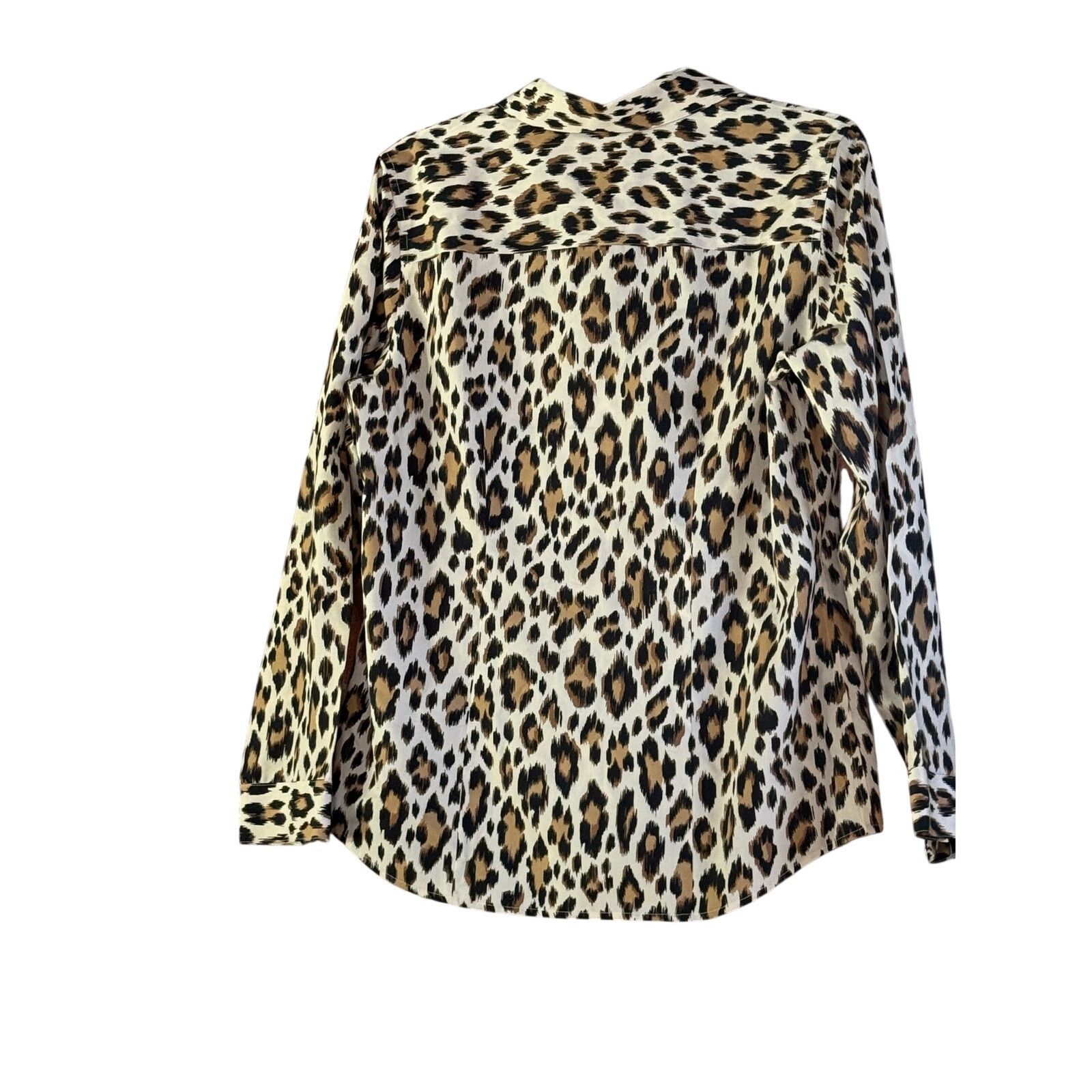 Chicos Chico’s Leopard Print No Iron Blouse Sz 1 Cotton Button Up Size M / US 6-8 / IT 42-44 - 5 Thumbnail