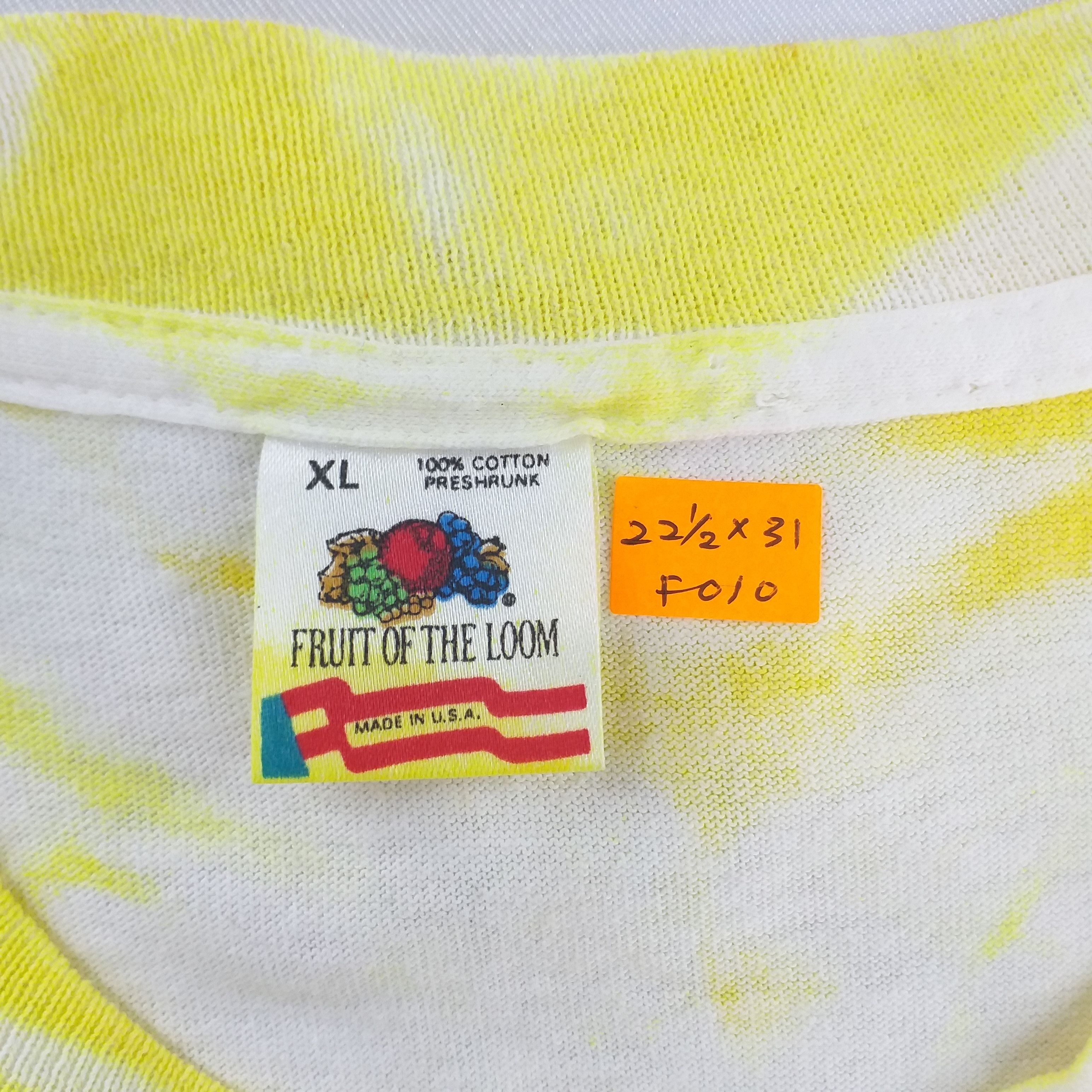 Fruit Of The Loom Vintage 90's The Onion Bloomsday Survivor Tshirt -F010 Size US L / EU 52-54 / 3 - 5 Thumbnail
