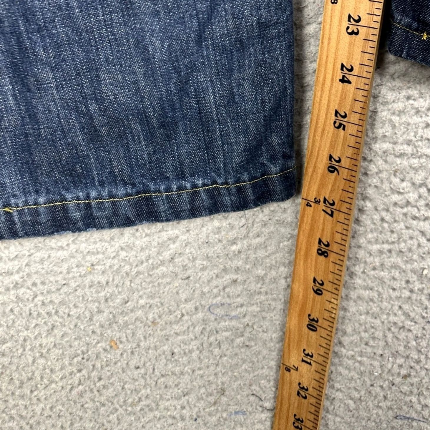 Levi's Levi's 569 Jeans Mens 44X27 Loose Straight Medium Washed Blue 5 Pocket Casual EUC Size US 44 / EU 60 - 7 Thumbnail