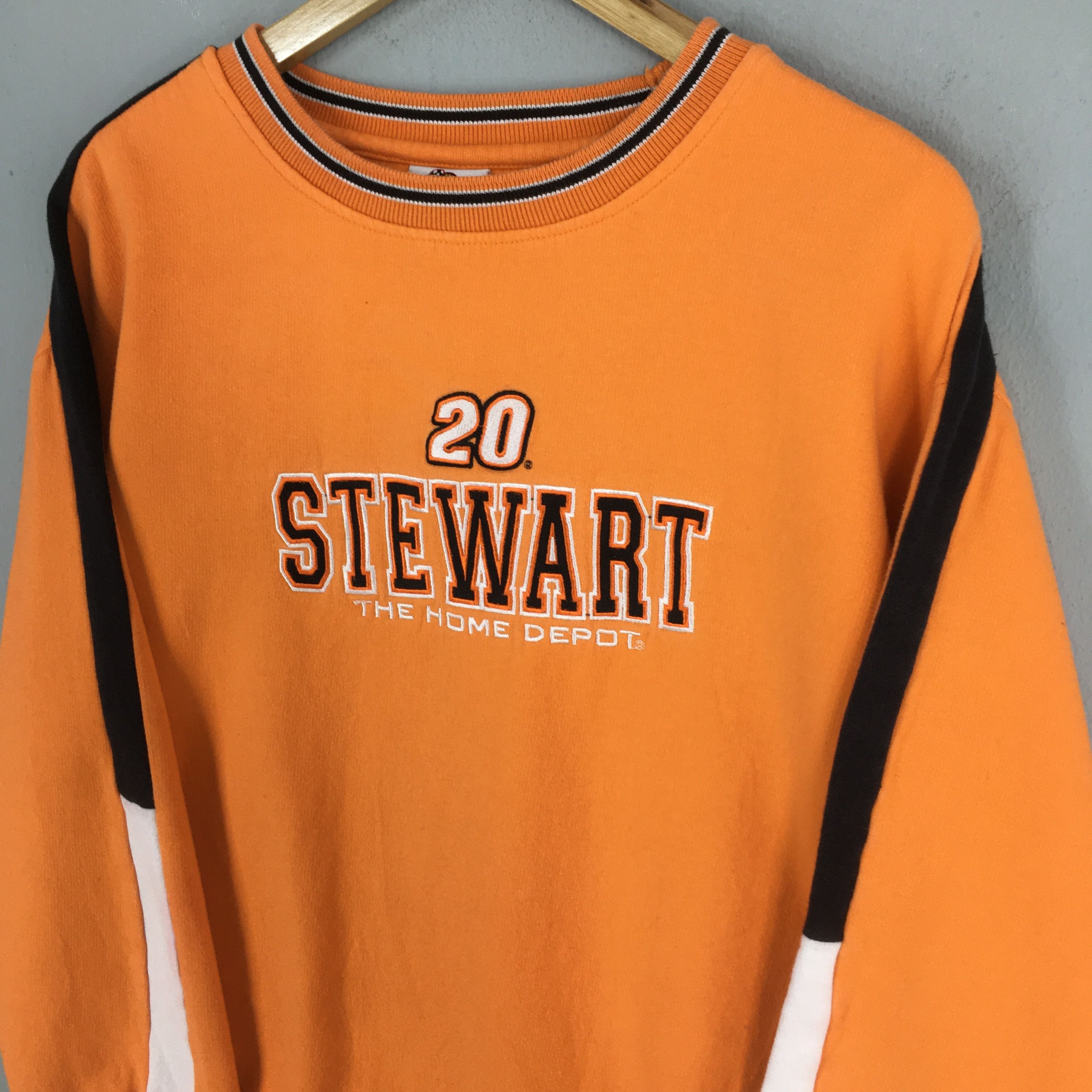 NASCAR × Vintage Vintage Nascar Tony Stewart 20 Orange Sweatshirt Large Size US L / EU 52-54 / 3 - 3 Thumbnail