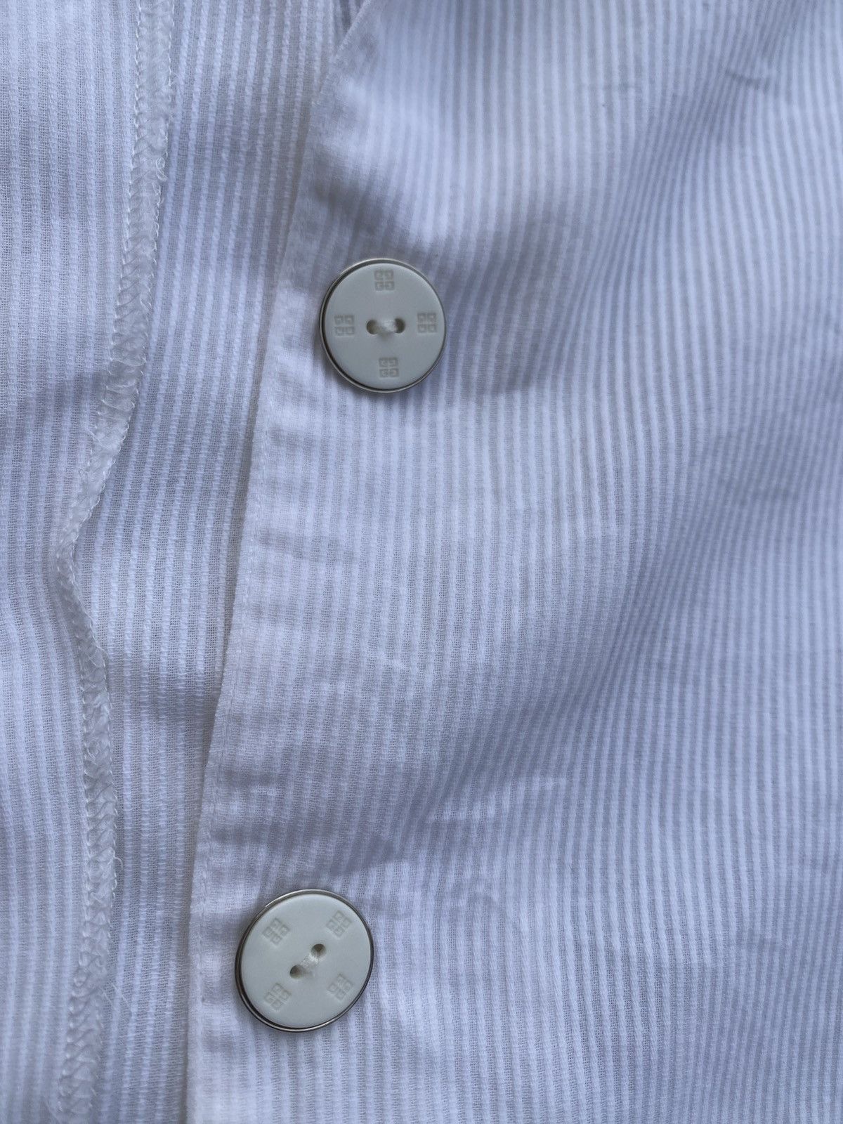Givenchy Rare Vintage Givenchy Buttons Shirt Size US M / EU 48-50 / 2 - 14 Thumbnail