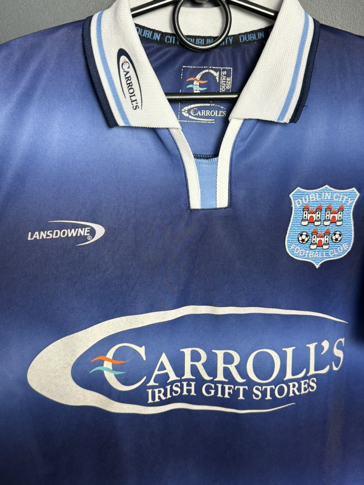 Other KIDS Dublin City 03/04 Home Football Jersey Size US S / EU 44-46 / 1 - 3 Thumbnail