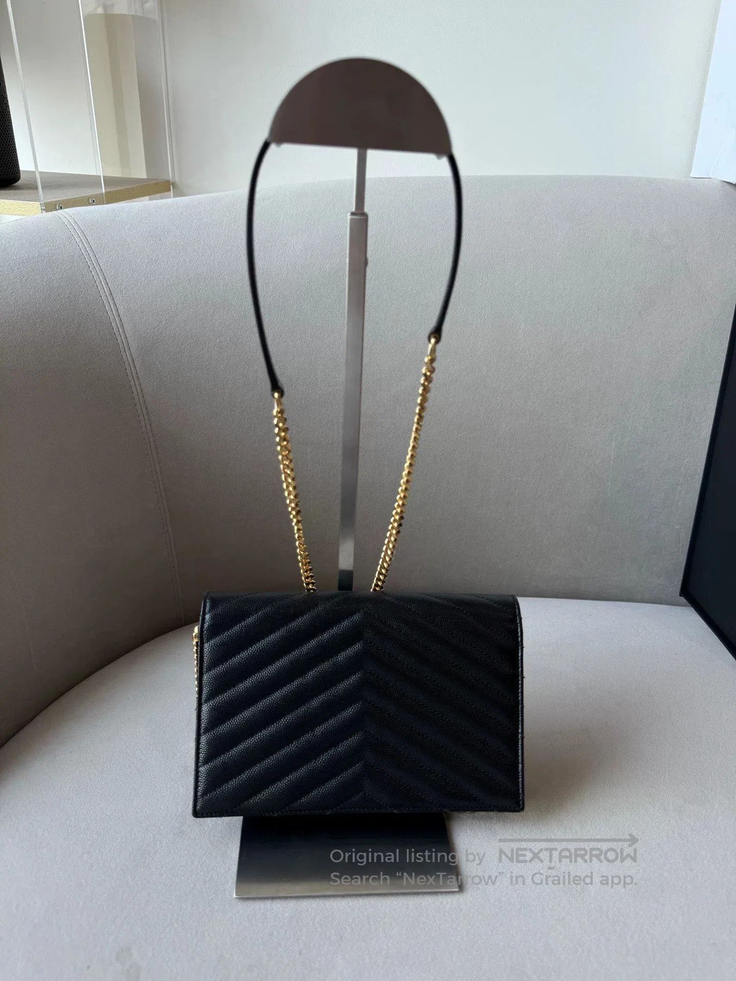 Yves Saint Laurent YSL Black Caviar Leather WOC Envelope Bag. Size ONE SIZE - 3 Thumbnail