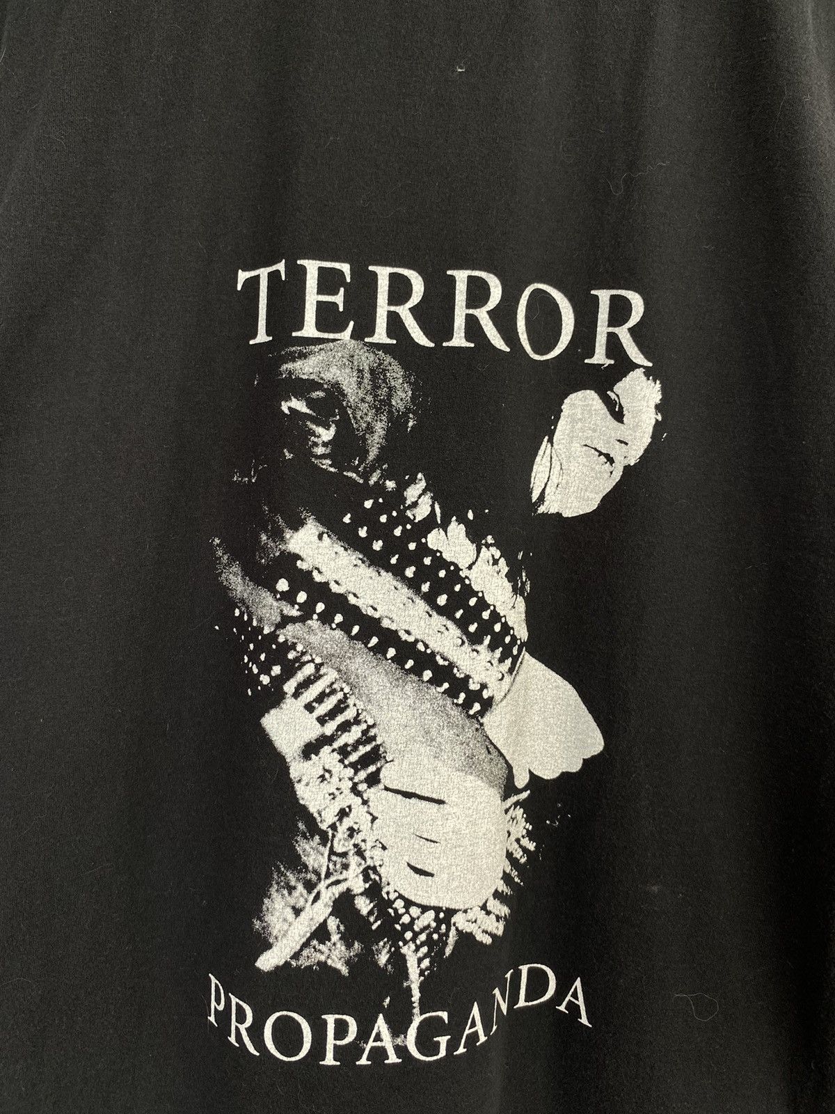 Vintage Vintage Craft – Terror Propaganda Sleeveless Tee 2000s style Size US M / EU 48-50 / 2 - 8 Thumbnail