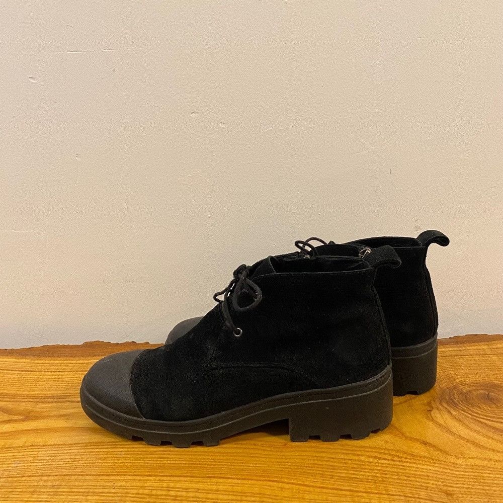 Eileen Fisher Eileen Fisher Reese Waterproof Suede Boots in Black Size 8 Size US 8 / IT 38 - 1 Thumbnail