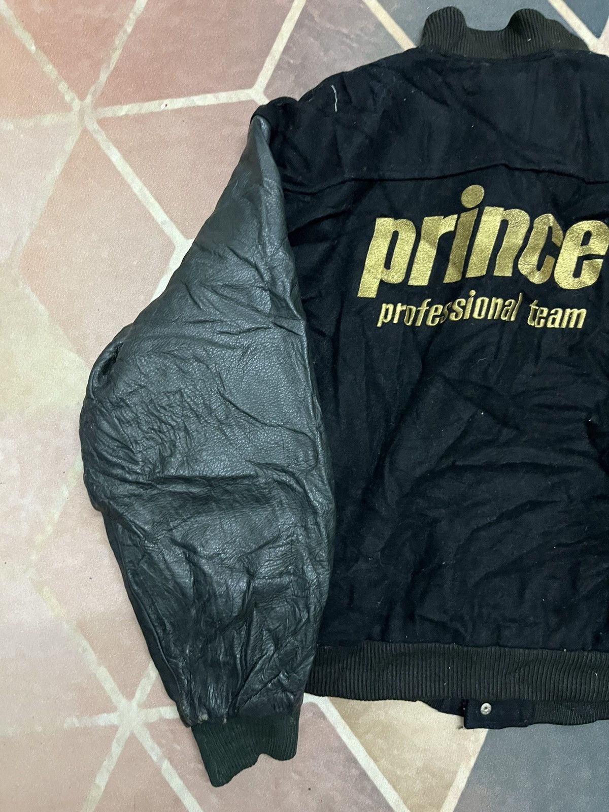 Prince 💥Vintage PRINCE Team Golden Logo Varsity Leather Jackets Size US L / EU 52-54 / 3 - 10 Thumbnail
