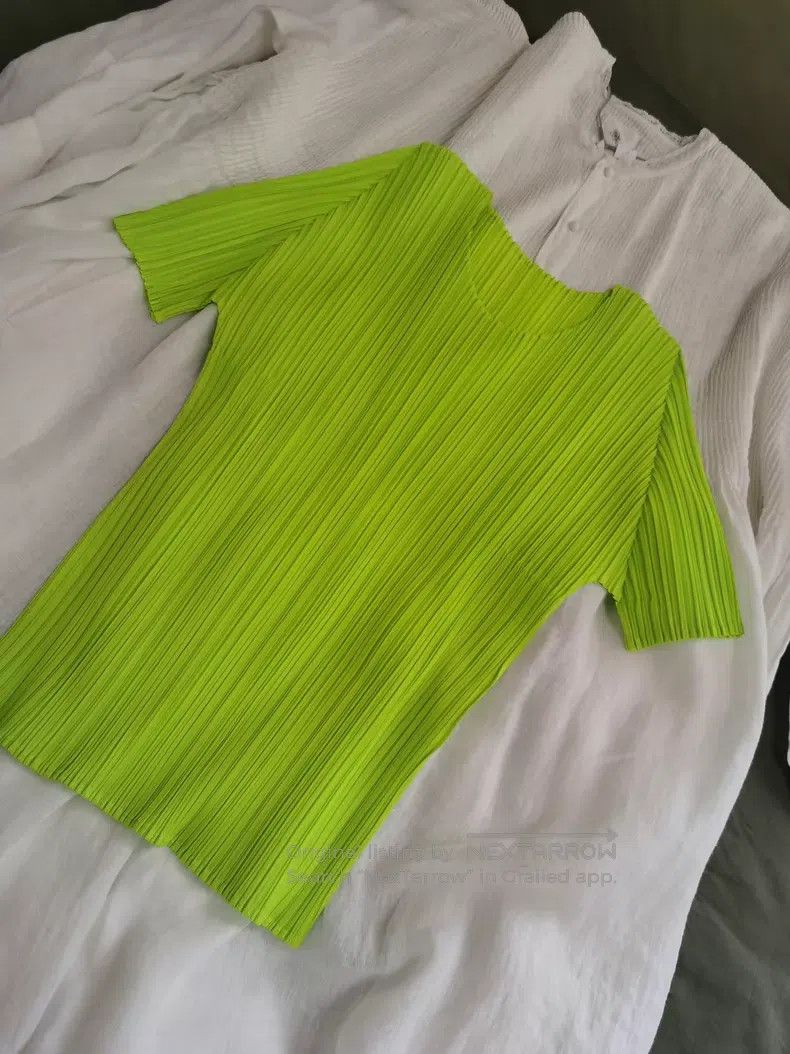 Issey Miyake Issey Miyake Ruched Short Sleeve Top Size L / US 10 / IT 46 - 3 Thumbnail