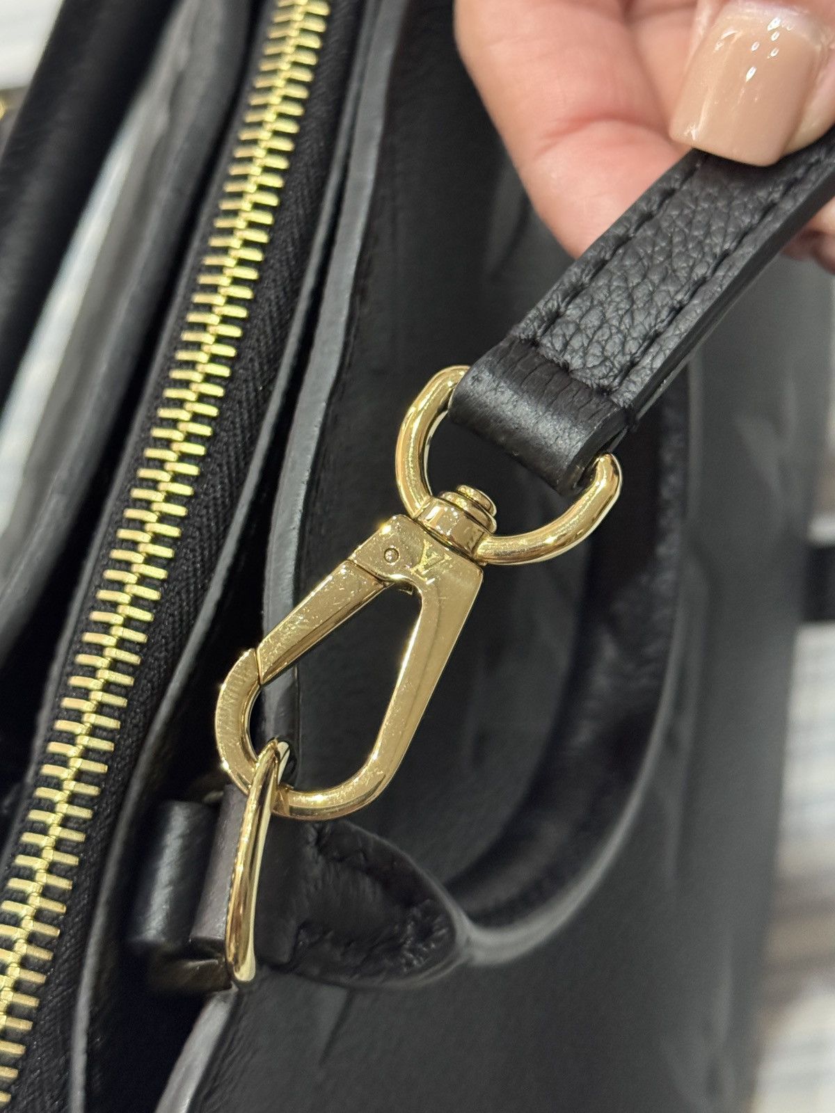 Louis Vuitton Louis Vuitton Petit Palais (M58916) Size ONE SIZE - 13 Thumbnail
