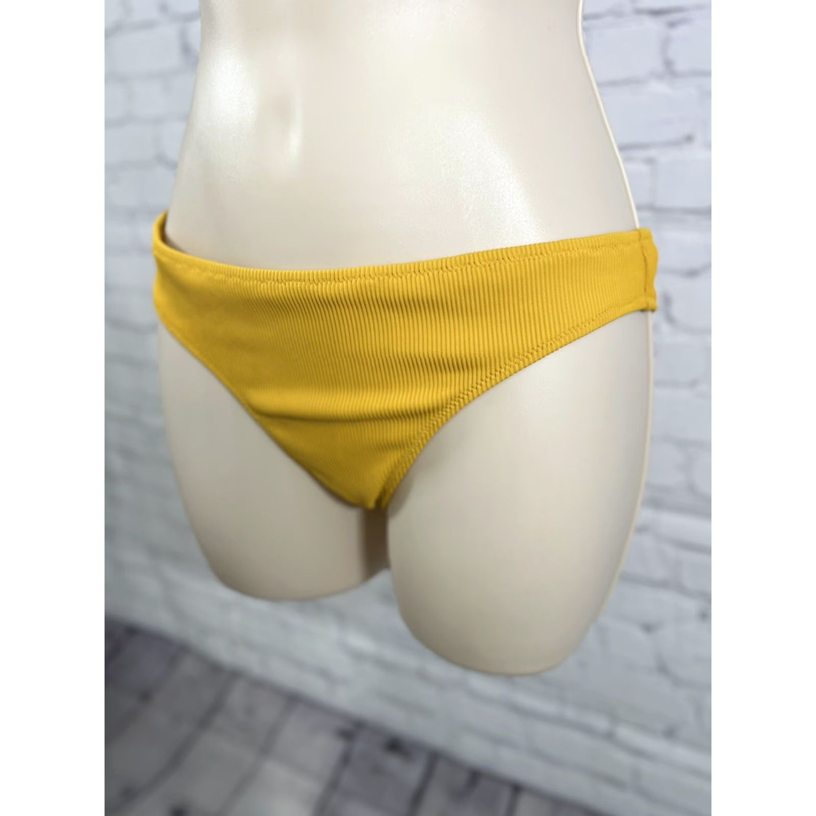 Vintage Aerie Bikini Bottom Women Small S Mustard Solid Ribbed Full Coverage Swim Bottom Yellow NS Size 28" / US 6 / IT 42 - 3 Thumbnail