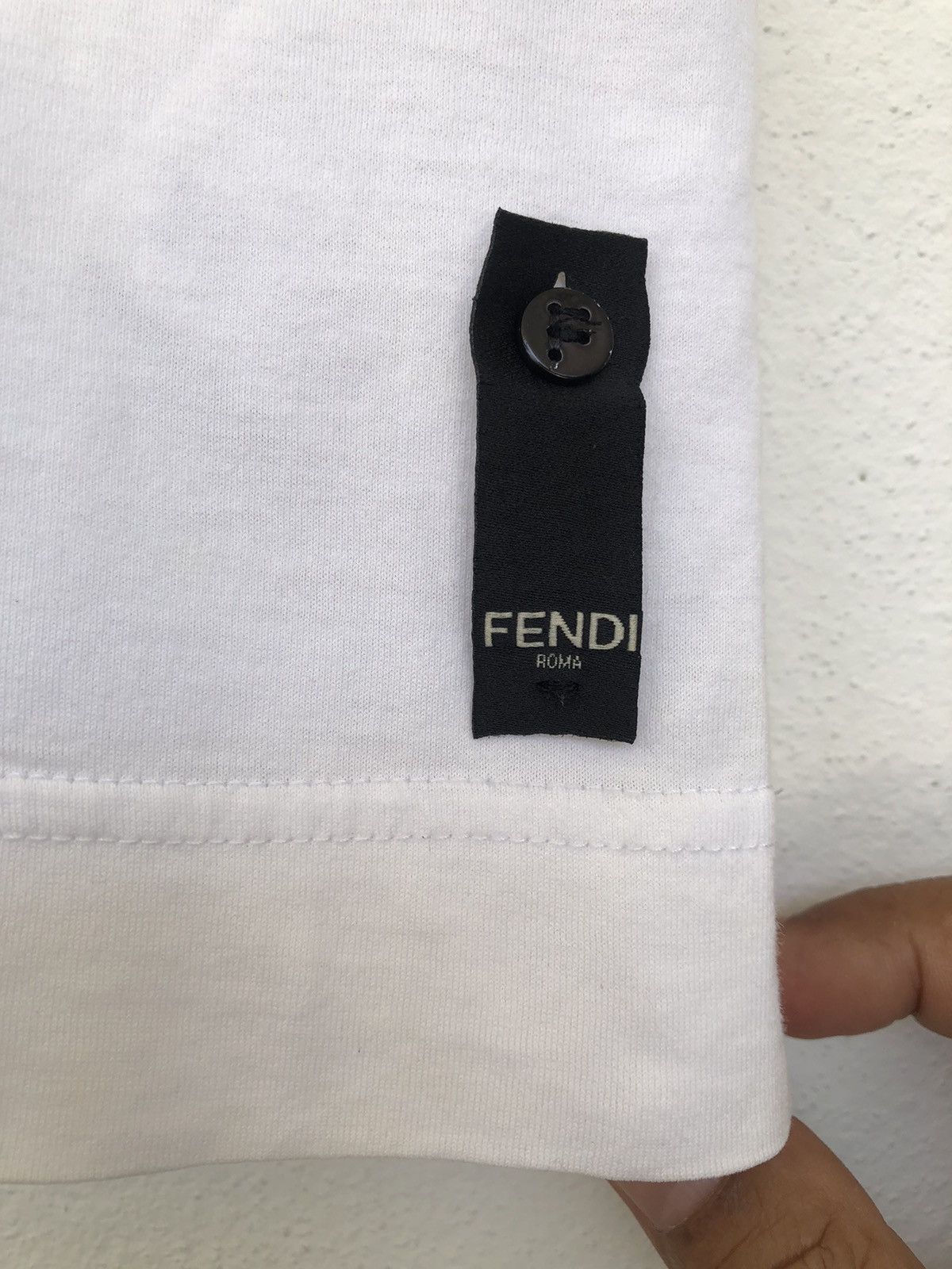 Fendi FENDI Eye Stripe Used Tee Size US L / EU 52-54 / 3 - 9 Thumbnail