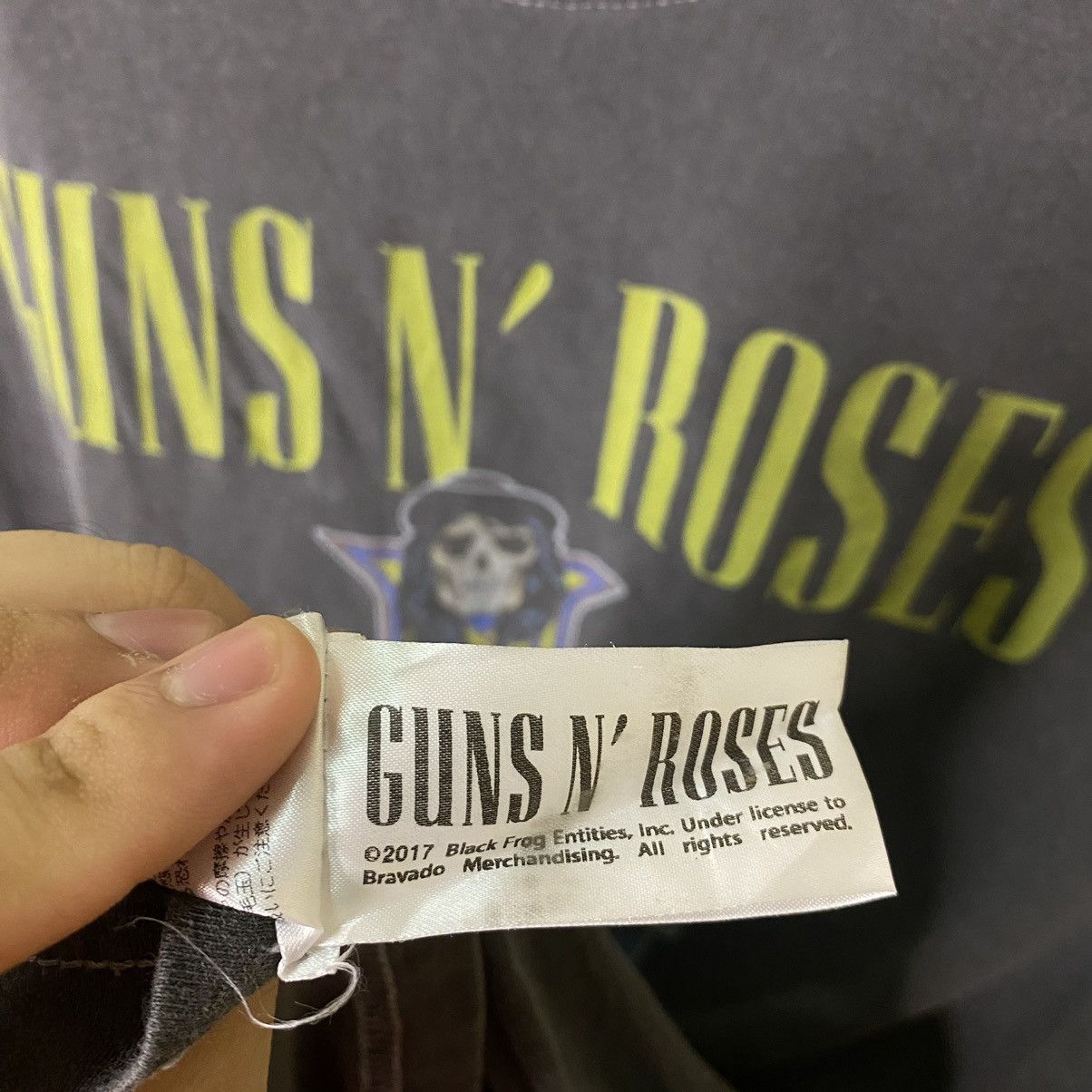 Guns N' Roses × Japanese Brand 2017 Browny x Gun N Roses Vintage Graphic Collaboration Tee Size US M / EU 48-50 / 2 - 6 Thumbnail