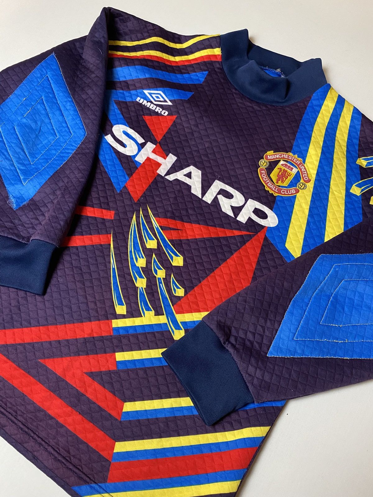 Umbro Umbro x Manchester United Vintage Goalkeeper Size US S / EU 44-46 / 1 - 2 Thumbnail