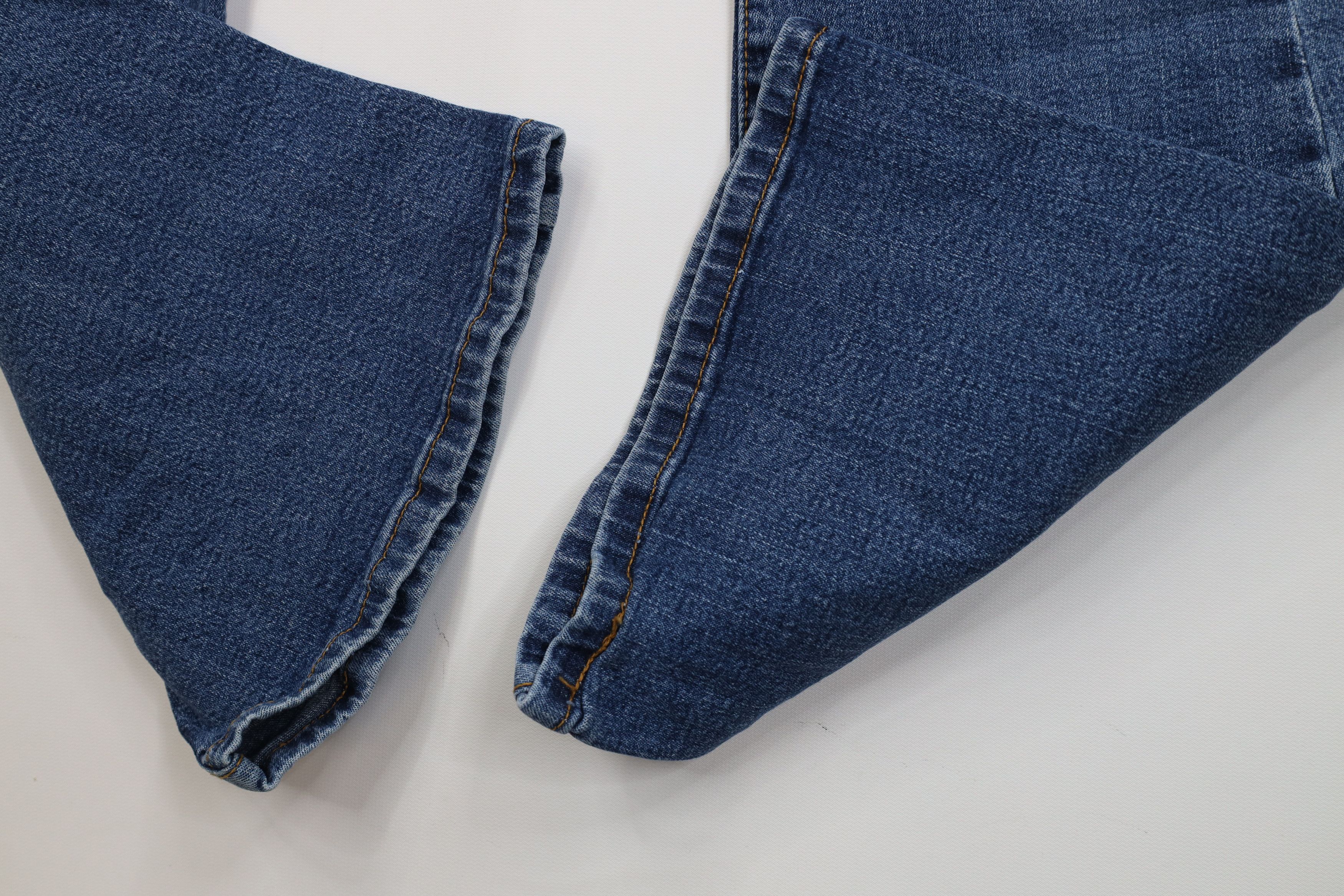 Levi's Vintage Y2K 2004 Levis 519 Babydoll Low Flared Denim Jeans Size 32" / US 10 / IT 46 - 6 Thumbnail