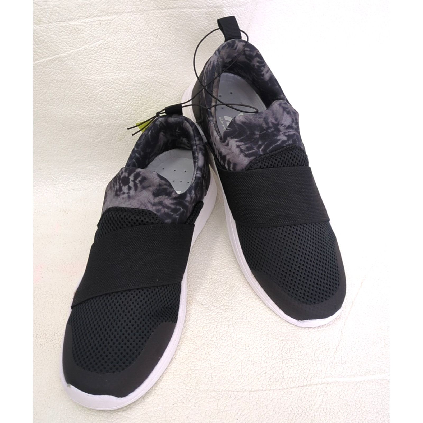 Target Basics Women's Slip On Water Shoe Black / Gray 8 Closed Toe Size US 8 / IT 38 - 1 Thumbnail