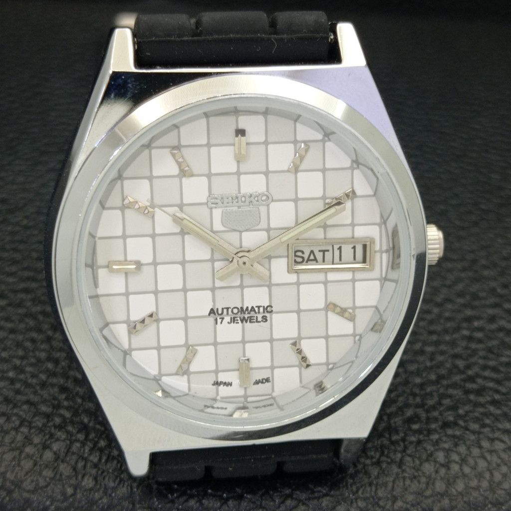 Seiko REFURBISHED VINTAGE SEIKO 5 AUTO JAPAN MENS WATCH a440213 Size 38 - 3 Thumbnail