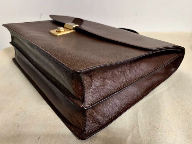 Givenchy Givenchy Vintage limited edition! Cowhide briefcase, hand- Size ONE SIZE - 6 Thumbnail