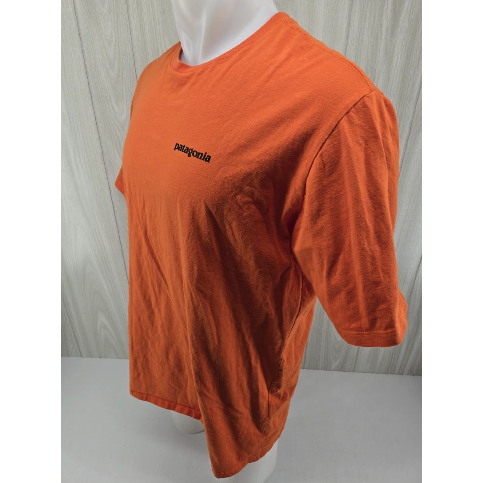 Patagonia Patagonia Logo T-Shirt Men’s Large Orange Organic Cotton Short Sleeve Crew Neck Size US L / EU 52-54 / 3 - 5 Thumbnail