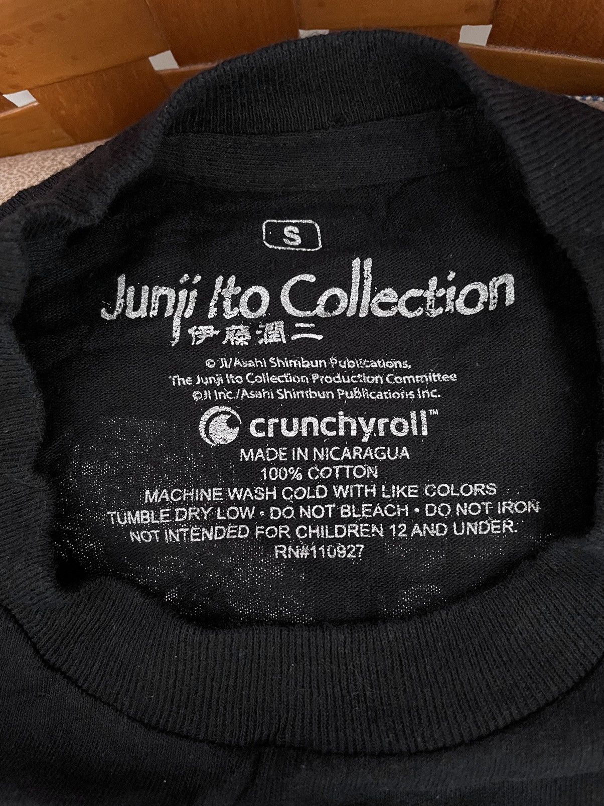 Anime JUNJI ITO Size US S / EU 44-46 / 1 - 5 Thumbnail