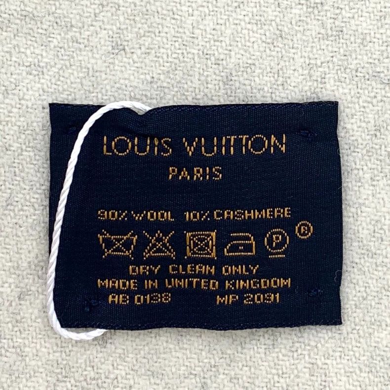 Louis Vuitton Louis Vuitton Black logo monogrammed sunflower printed woo Size ONE SIZE - 9 Thumbnail