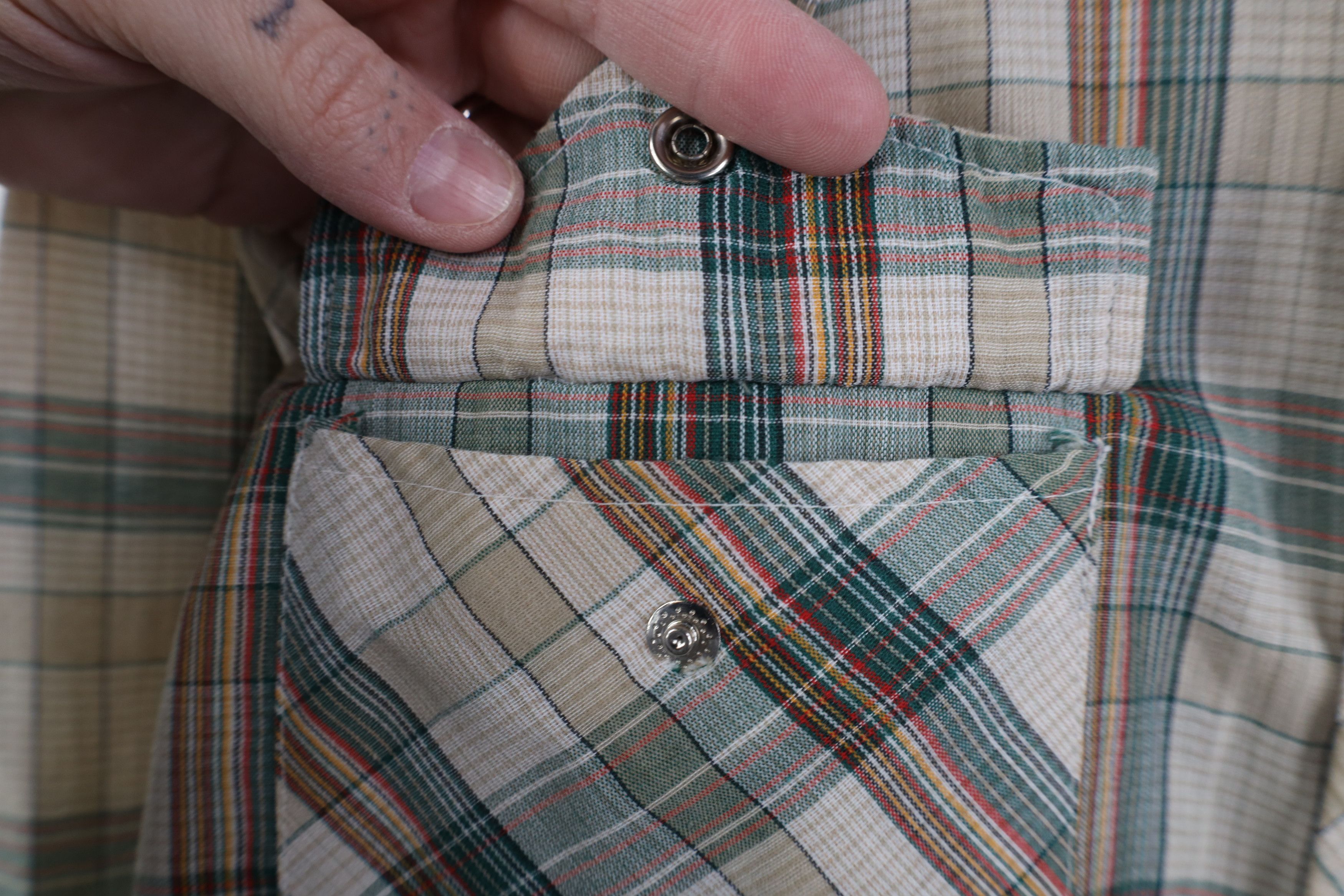 Vintage Vintage 70s Streetwear Rodeo Cowboy Snap Button Shirt Plaid Size US L / EU 52-54 / 3 - 8 Thumbnail