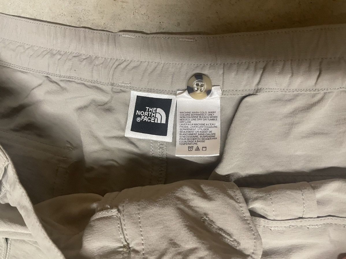 The North Face The North Face Y2K Cargo Hiking Trousers Size US 38 / EU 54 - 10 Thumbnail