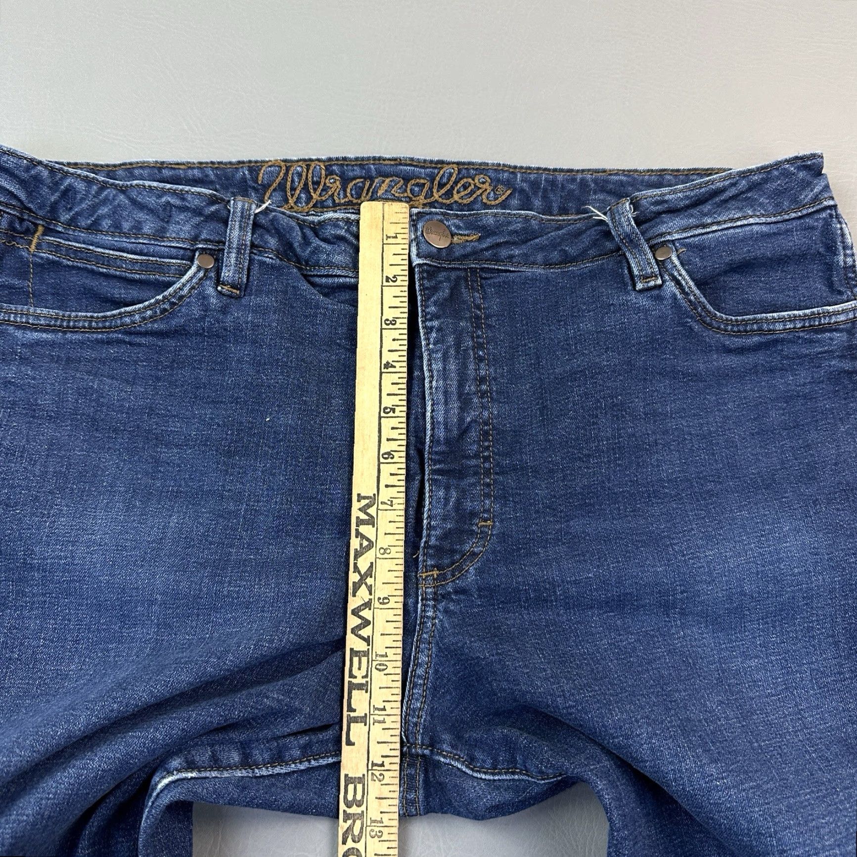 Wrangler Wrangler Jeans Women’s 40x29 Dark Wash High Rise Slim Bootcut Cowgirl Stretch Size 27" / US 4 / IT 40 - 5 Thumbnail