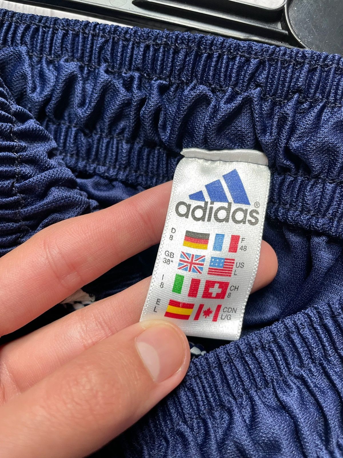 Adidas × Vintage Vintage adidas Tottenham soccer shorts size L logo Size US 34 / EU 50 - 4 Thumbnail