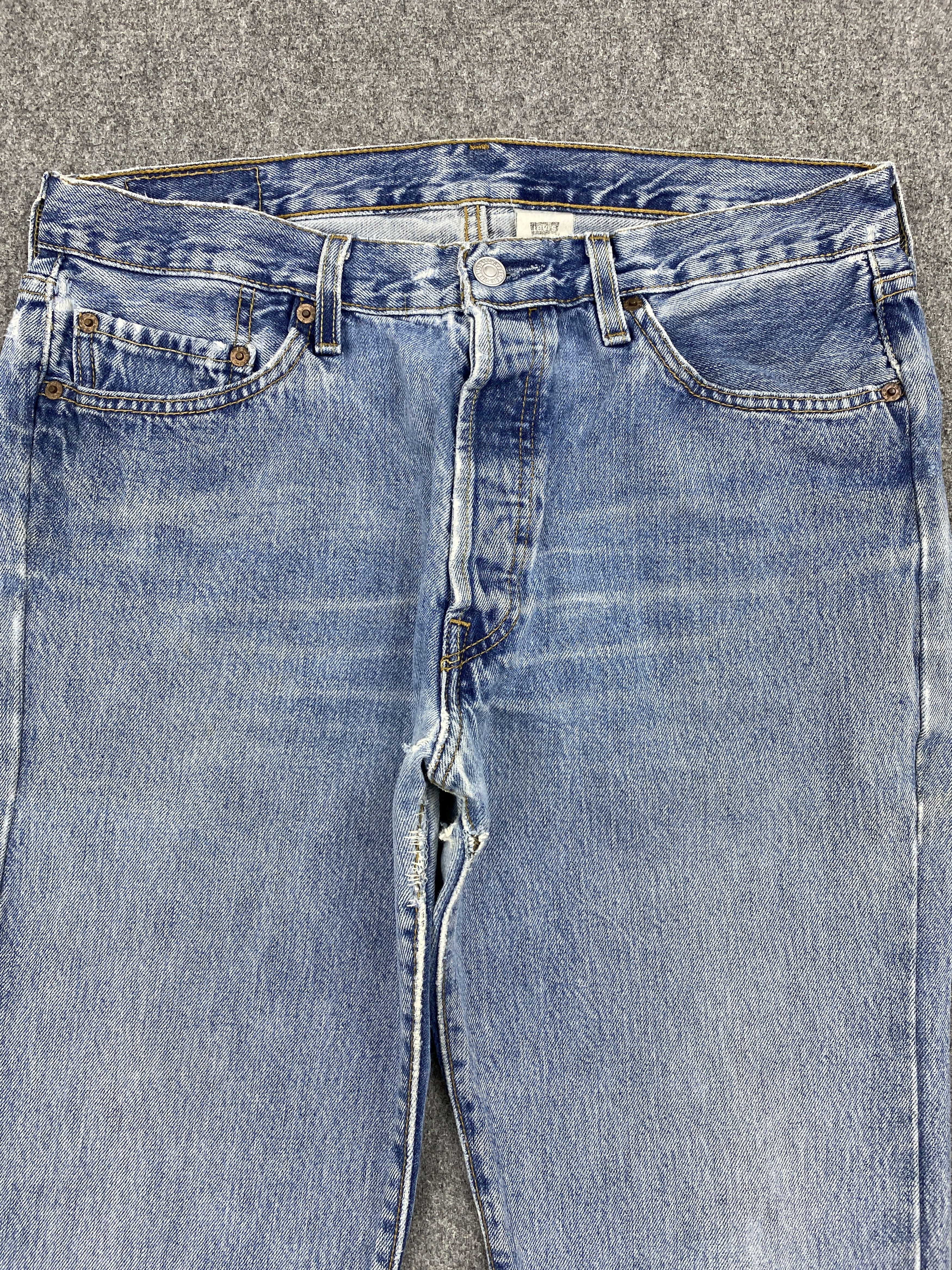 Levi's × Vintage Vintage 90s Levis Button Fly Denim Jeans Size US 32 / EU 48 - 2 Thumbnail