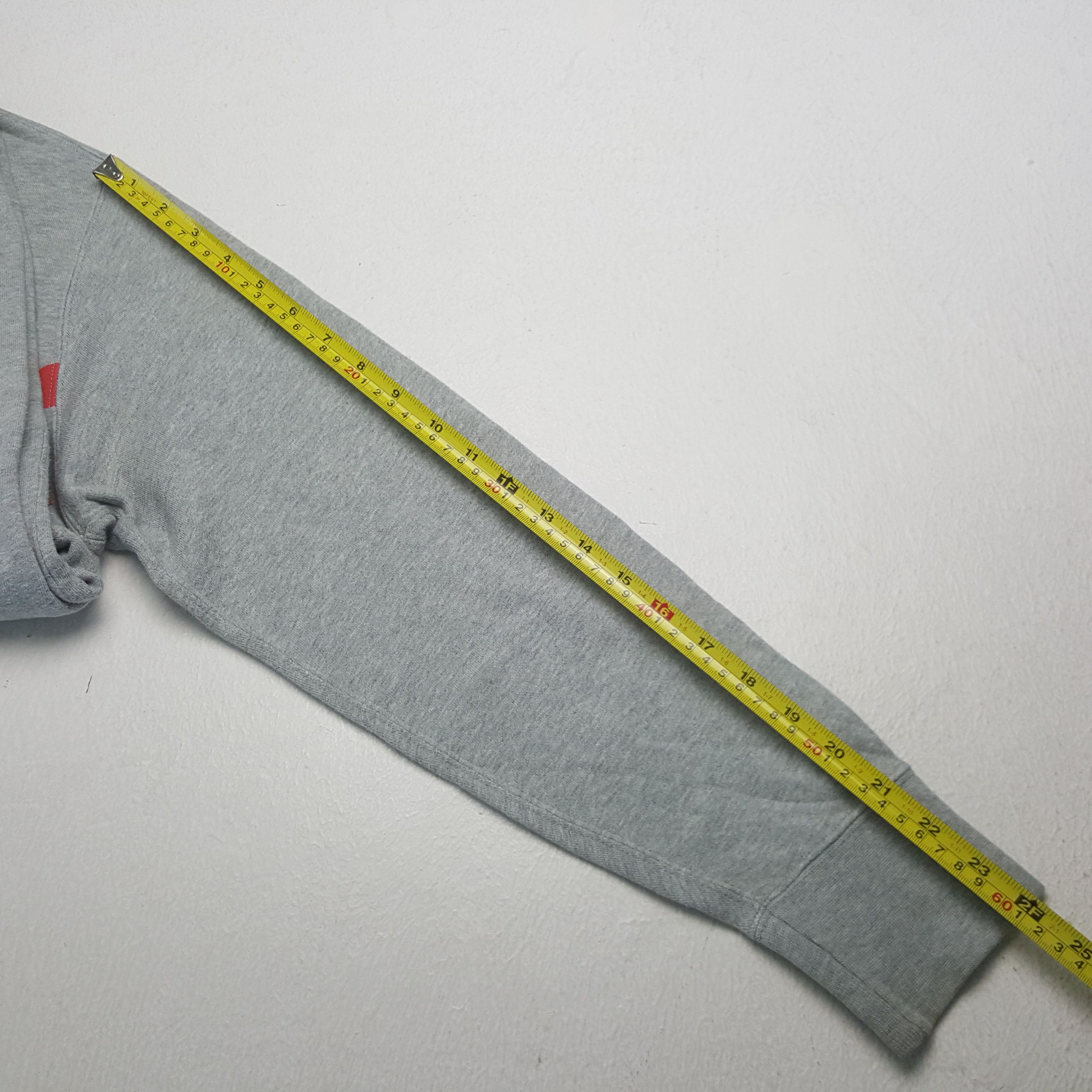 Coca Cola × Japanese Brand × Vintage Vintage Uniqlo x Coca Cola Sweatshirt Size US S / EU 44-46 / 1 - 5 Thumbnail