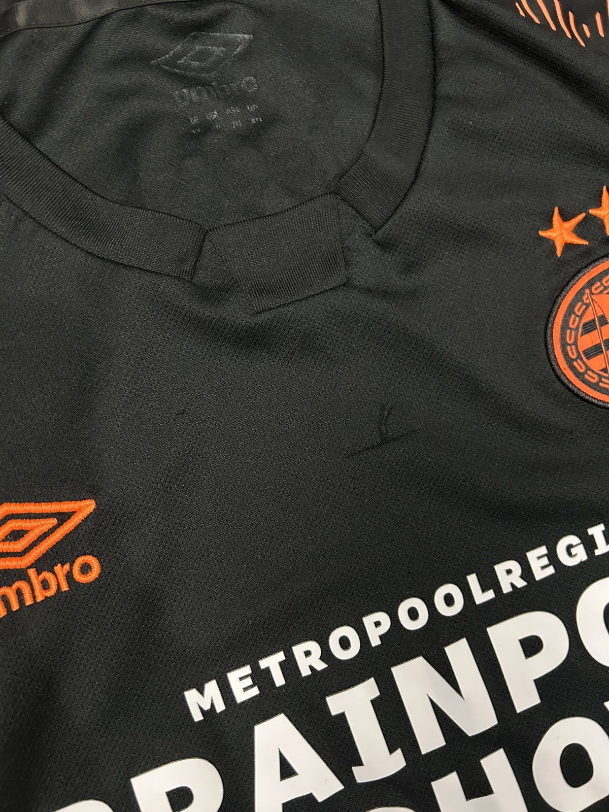 Vintage Umbro PSV Eindhoven Away Jersey Size US XL / EU 56 / 4 - 5 Thumbnail