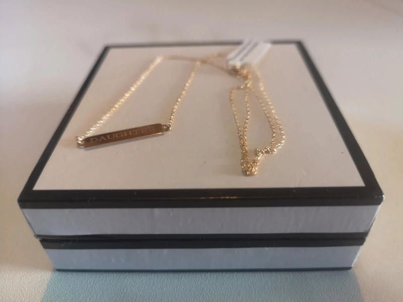 Designer 9ct sold gold necklaces for her with name on it Size ONE SIZE - 2 Thumbnail