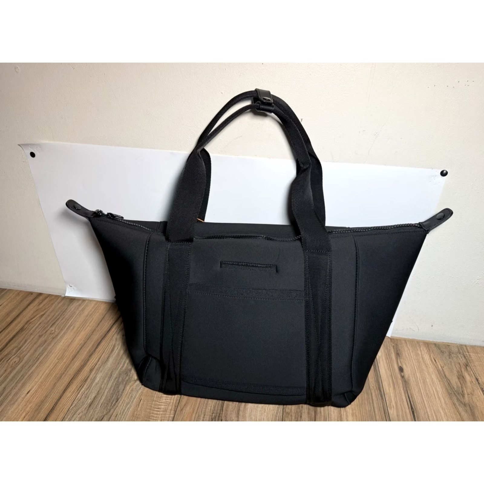 Quince QUINCE ALL DAY NEOPRENE DUFFLE BAG Travel Carryon Black Size ONE SIZE - 2 Thumbnail