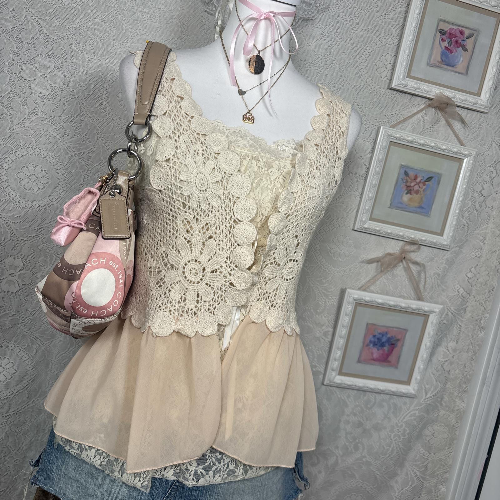 rue21 y2k coquette ballerina core pink crochet vest top Size S / US 4 / IT 40 - 2 Thumbnail