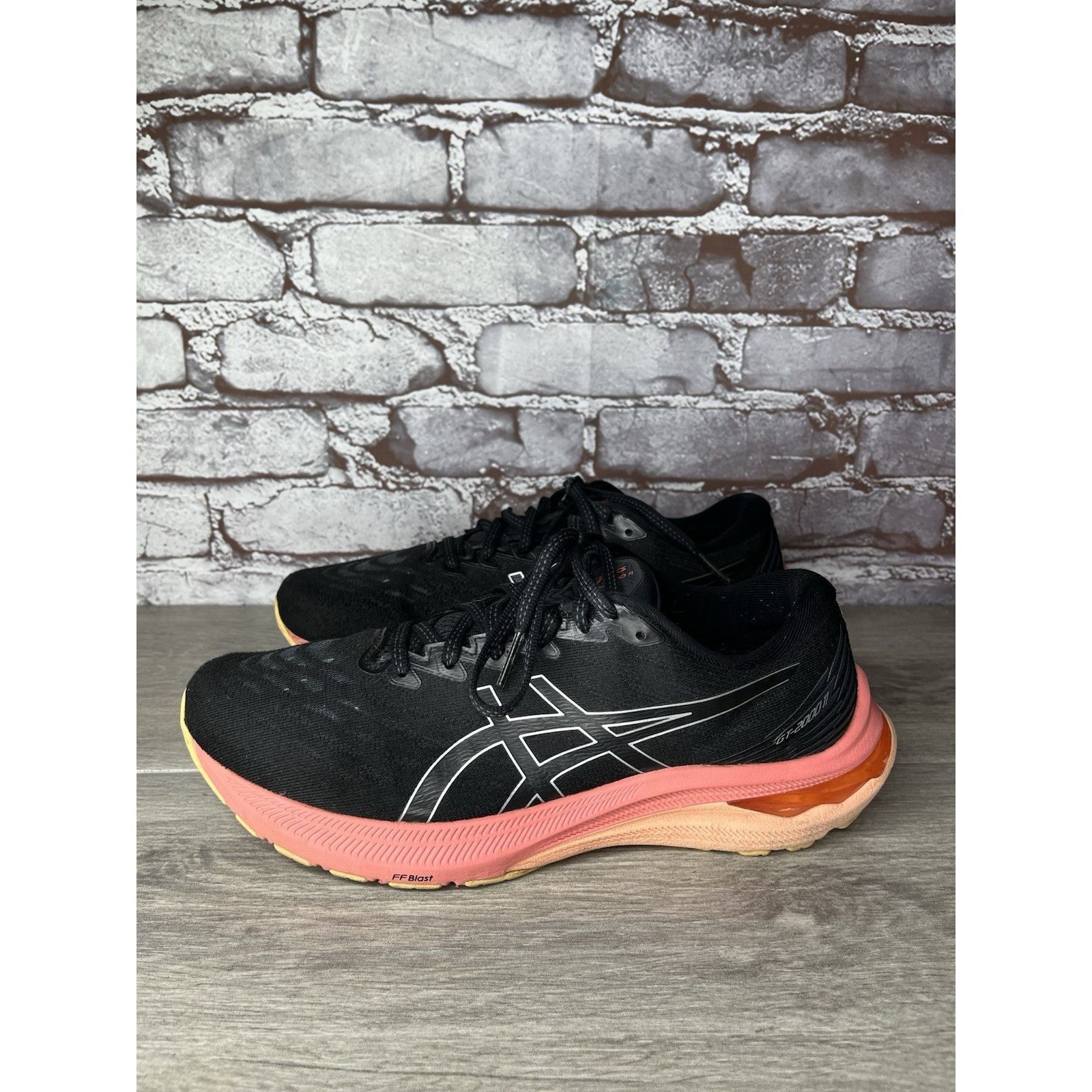Asics Asics GT-2000 11 Black Running Sneaker Athletic Women Sz 9M Size US 9 / IT 39 - 18 Thumbnail