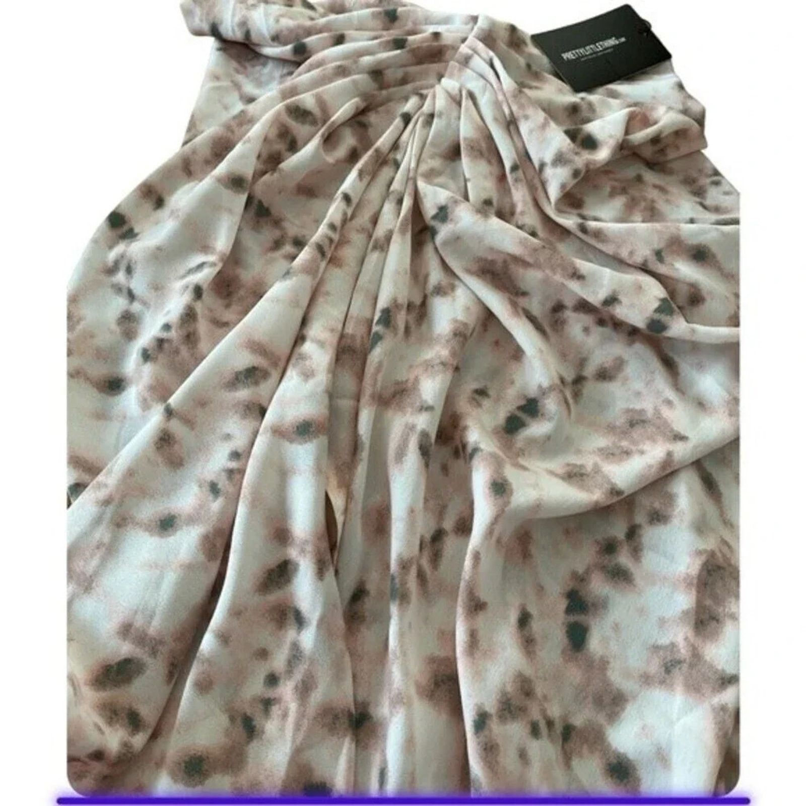 The Unbranded Brand Pretty Little Thing light pink tie dye midi skirt, size 10. Size 32" / US 10 / IT 46 - 3 Thumbnail