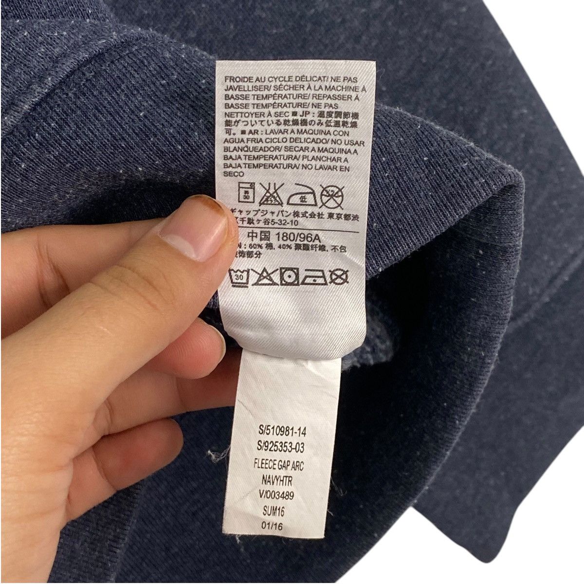 Gap × Vintage Vintage GAP Hoodie Big Logo Embroidered Blue Size US M / EU 48-50 / 2 - 6 Thumbnail