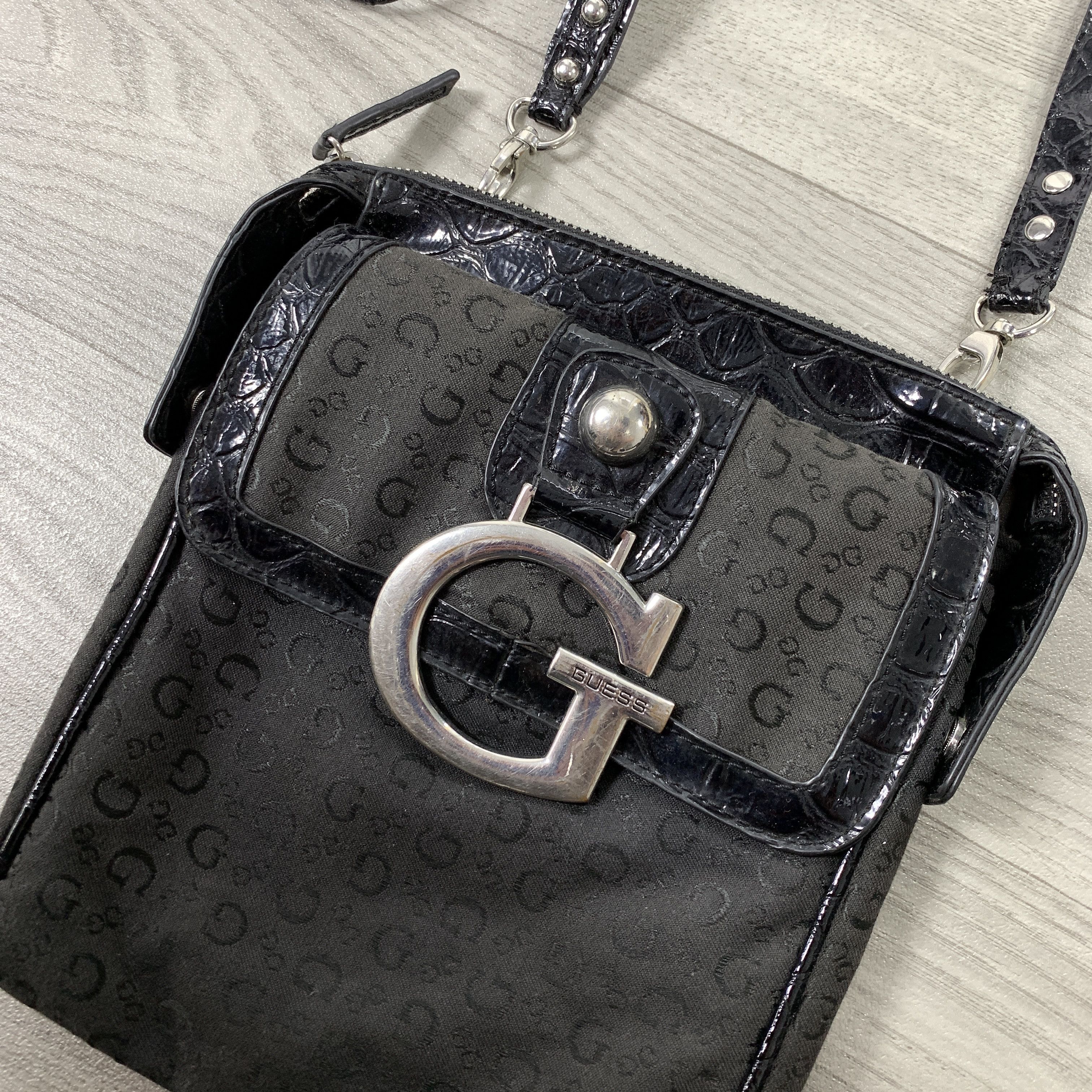 Guess Vintage Guess Y2K Black Crossbody Shoulder Metal G Bag Size ONE SIZE - 7 Thumbnail