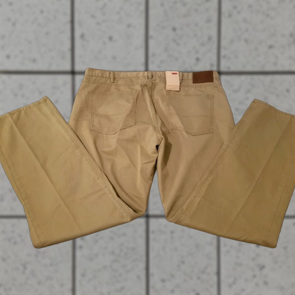 Levi's Levi's Jeans Dockers Khaki Cotton Straight 40x30 Beige Men Classic Pants Trousers Slack Officially Regular/40x30 Size US 40 / EU 56 - 1 Thumbnail