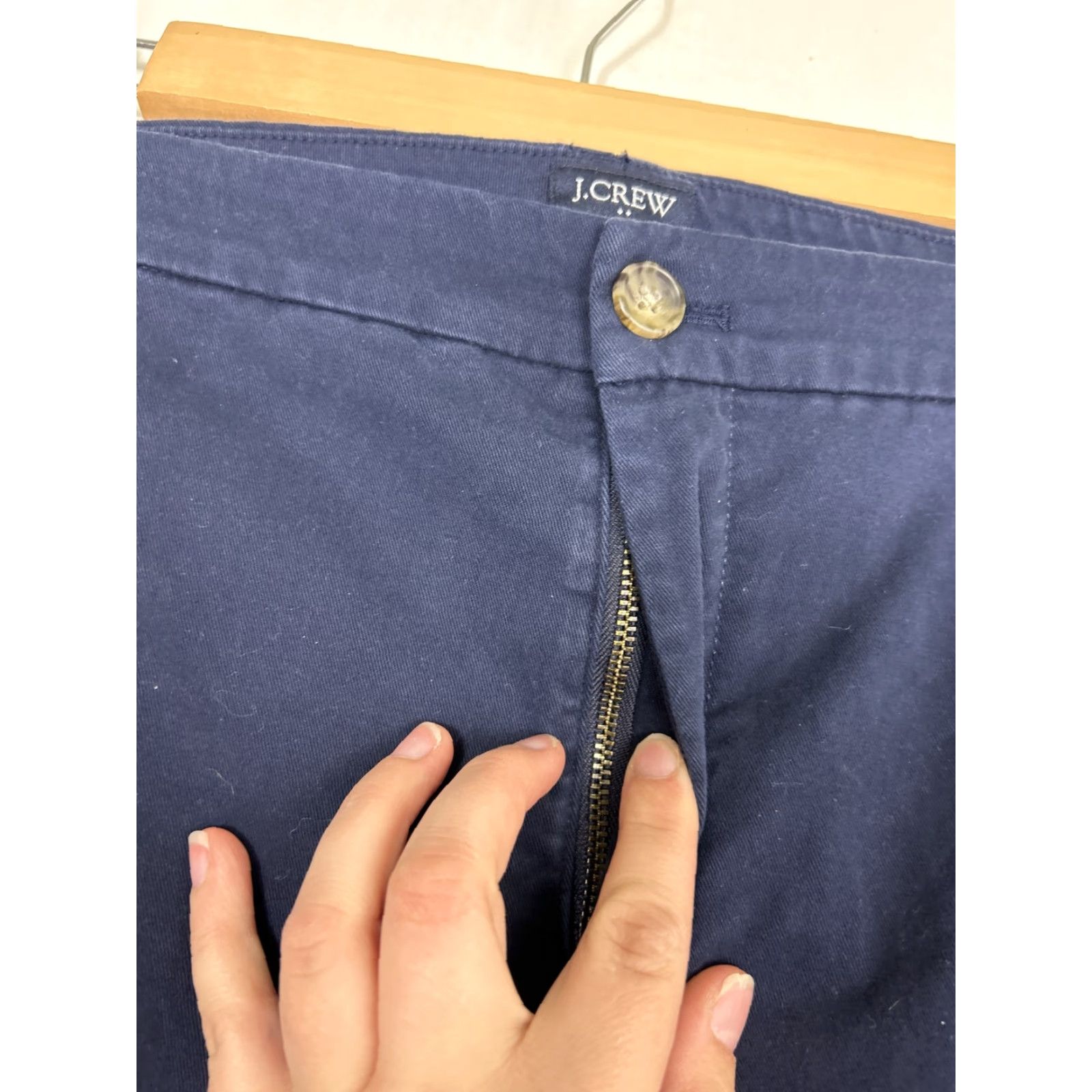 J.Crew J.CREW Womens Chino Pants Navy 22 High Rise Girlfriend Blue Cotton Blend Shirt? Size ONE SIZE - 6 Thumbnail