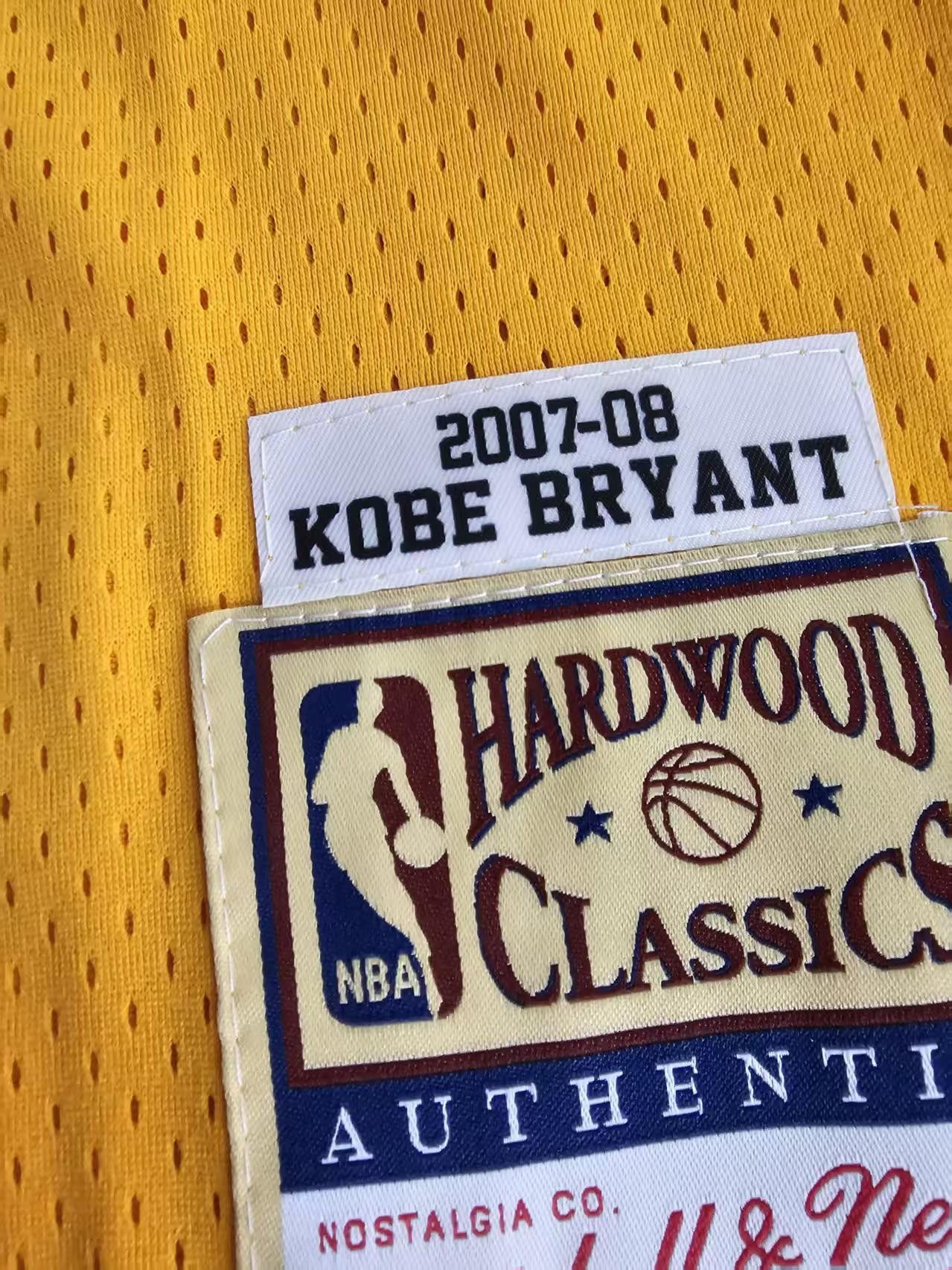 NBA 2007 08 Laker #24 Kobe Bryant Jersey Size US XL / EU 56 / 4 - 4 Thumbnail