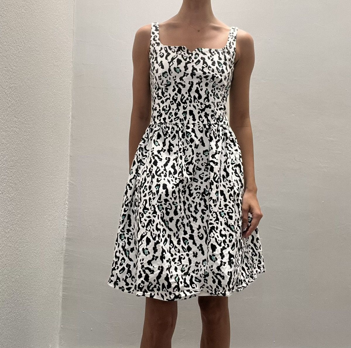 Nanette Lepore Vintage Nanette Lepore Leopard Print Dress Size S / US 4 / IT 40 - 3 Thumbnail