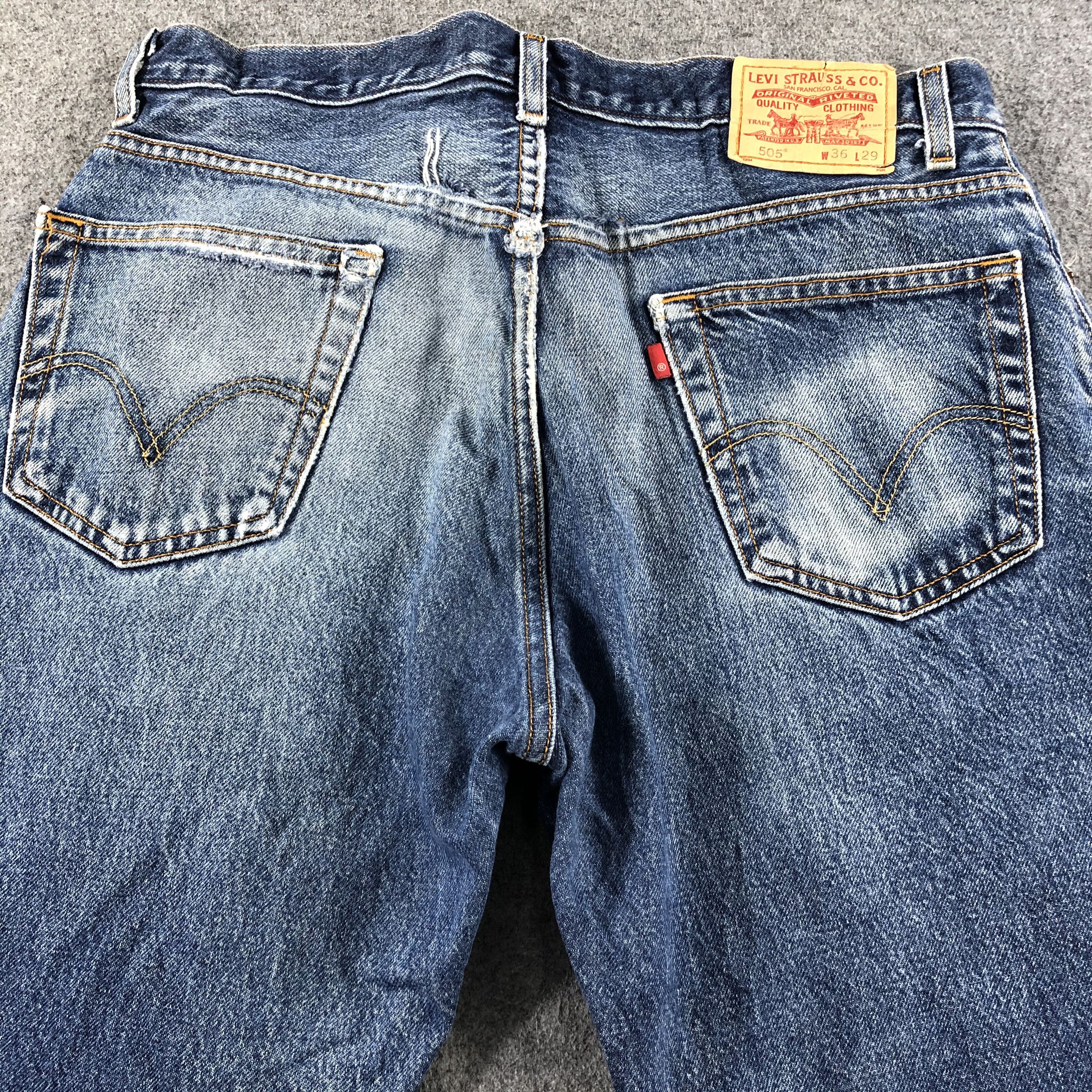 Levi's Vintage Blue Wash Levis 505 Jeans-J2356 Size US 35 - 4 Thumbnail