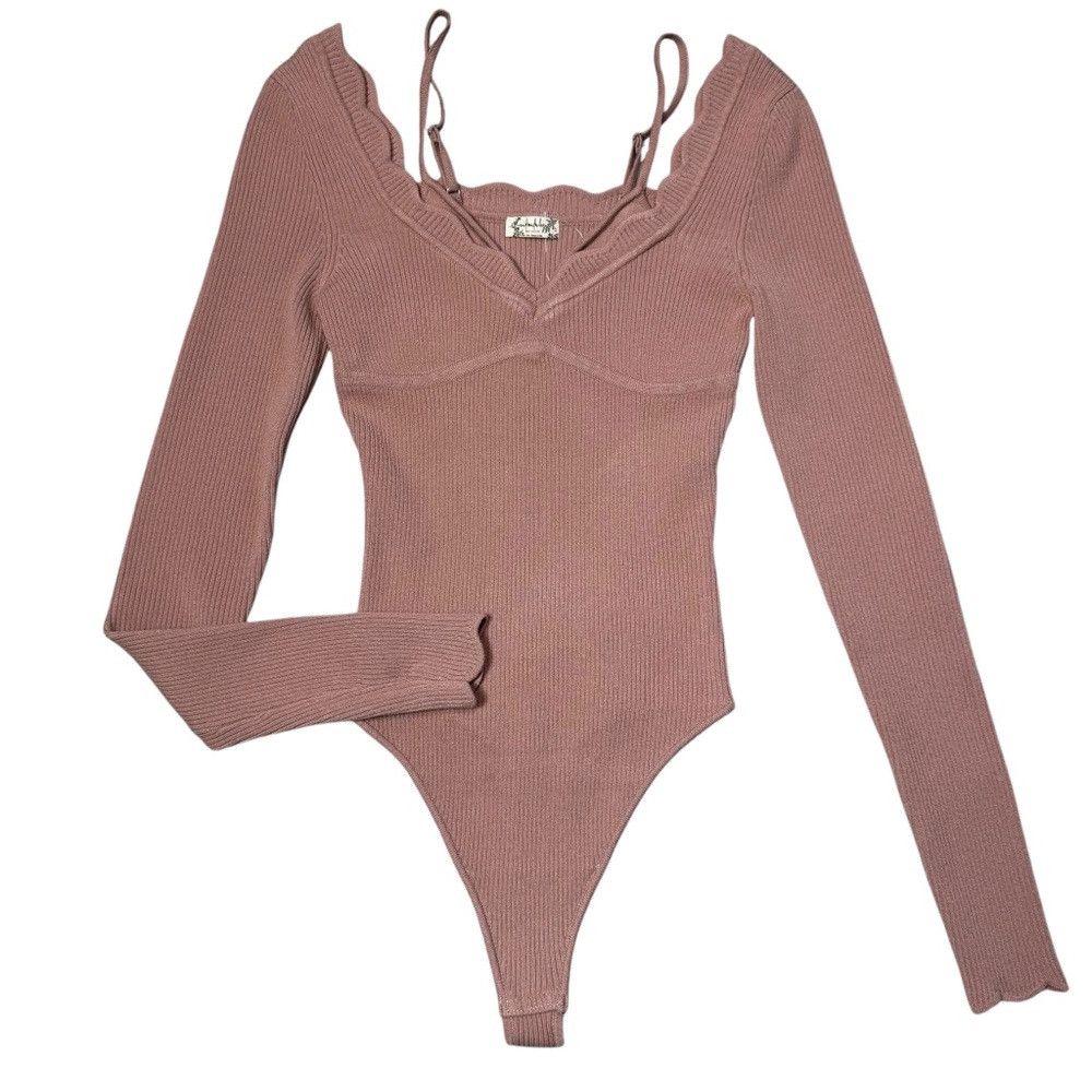 Free People NWT New $98 Free People It Girl Dusty Rose Bodysuit Size S Size S / US 4 / IT 40 - 1 Thumbnail