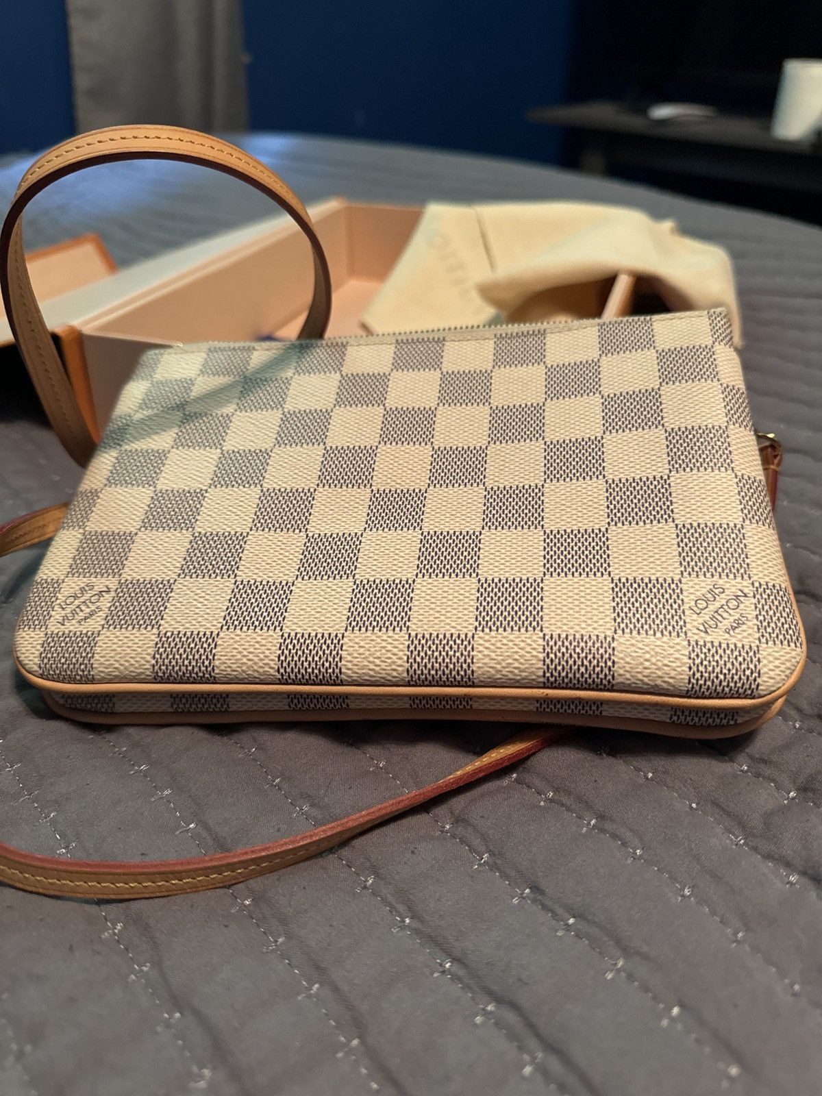 Louis Vuitton LV Double Zip Pochette Leather Convertible Clutch Size ONE SIZE - 25 Thumbnail